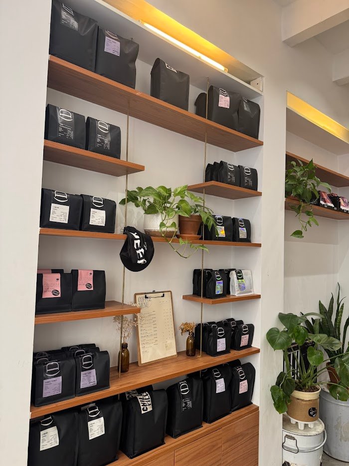 Expériences chez Deep à Marseille : Regard d'Expert sur ce Coffee Shop Incontournable Expériences chez Deep à Marseille : Regard d'Expert sur ce Coffee Shop Incontournable