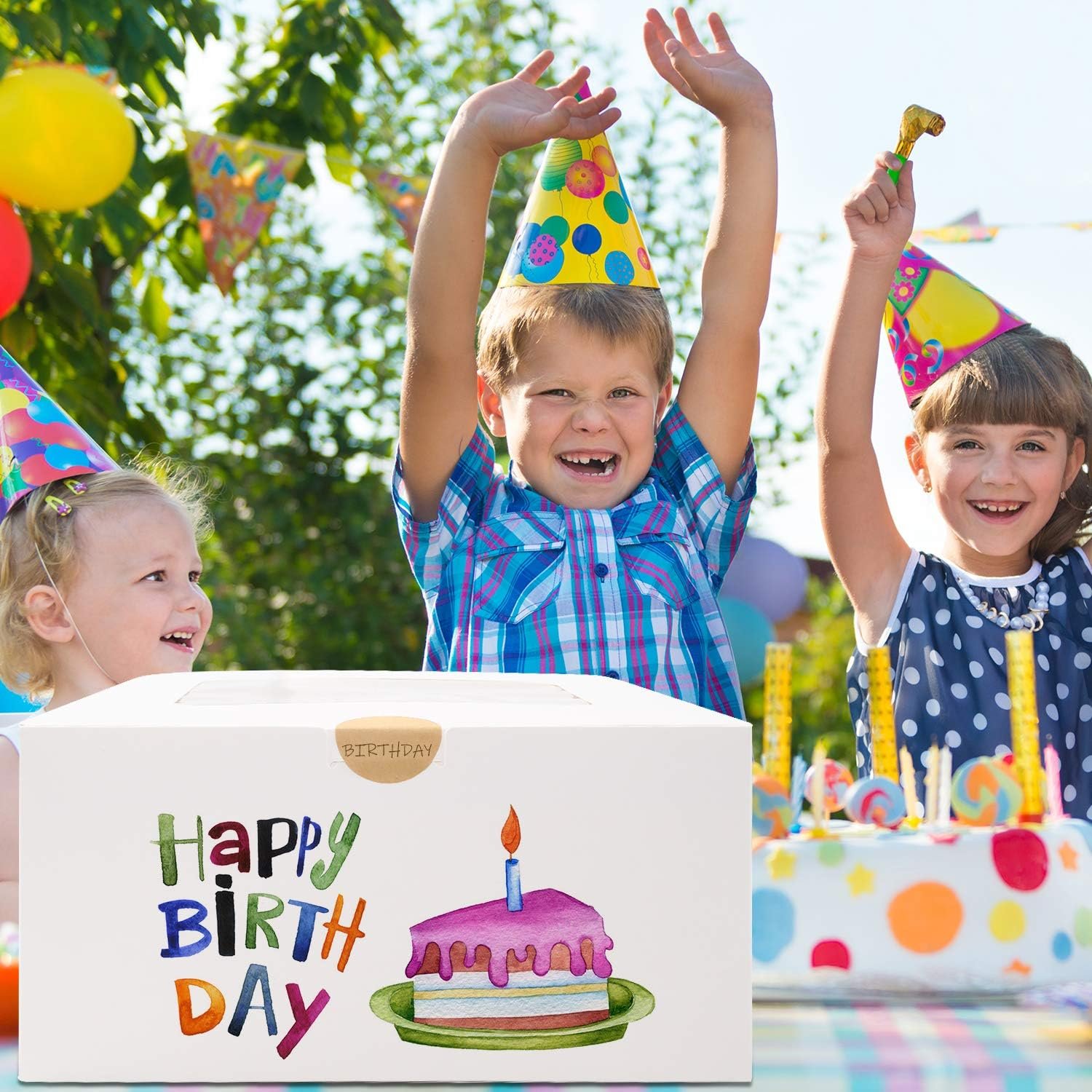 Grossiste Boîtes à Gâteau 10x10x5 Pouces avec Plateaux, Logo Personnalisé pour Desserts, Fabricant de Contenants Jetables avec Couvercles pour Saint-Valentin et Fête des Mères.