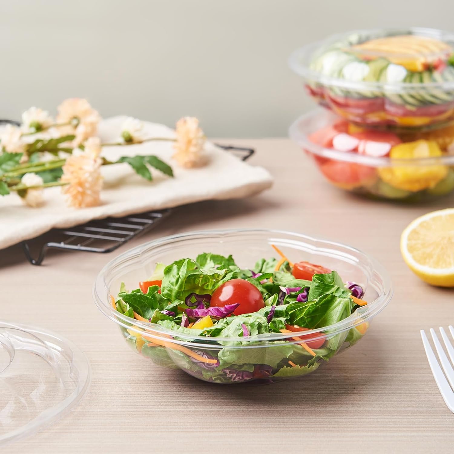 Grossiste de contenants à emporter, saladiers en plastique transparent de 50 ensembles de 18 oz avec couvercles hermétiques pour fruits, quinoa, déjeuner et préparation de repas, fournisseur de solutions de service en gros, OEM. Grossiste de contenants à emporter, saladiers en plastique transparent de 50 ensembles de 18 oz avec couvercles hermétiques pour fruits, quinoa, déjeuner et préparation de repas, fournisseur de solutions de service en gros, OEM.