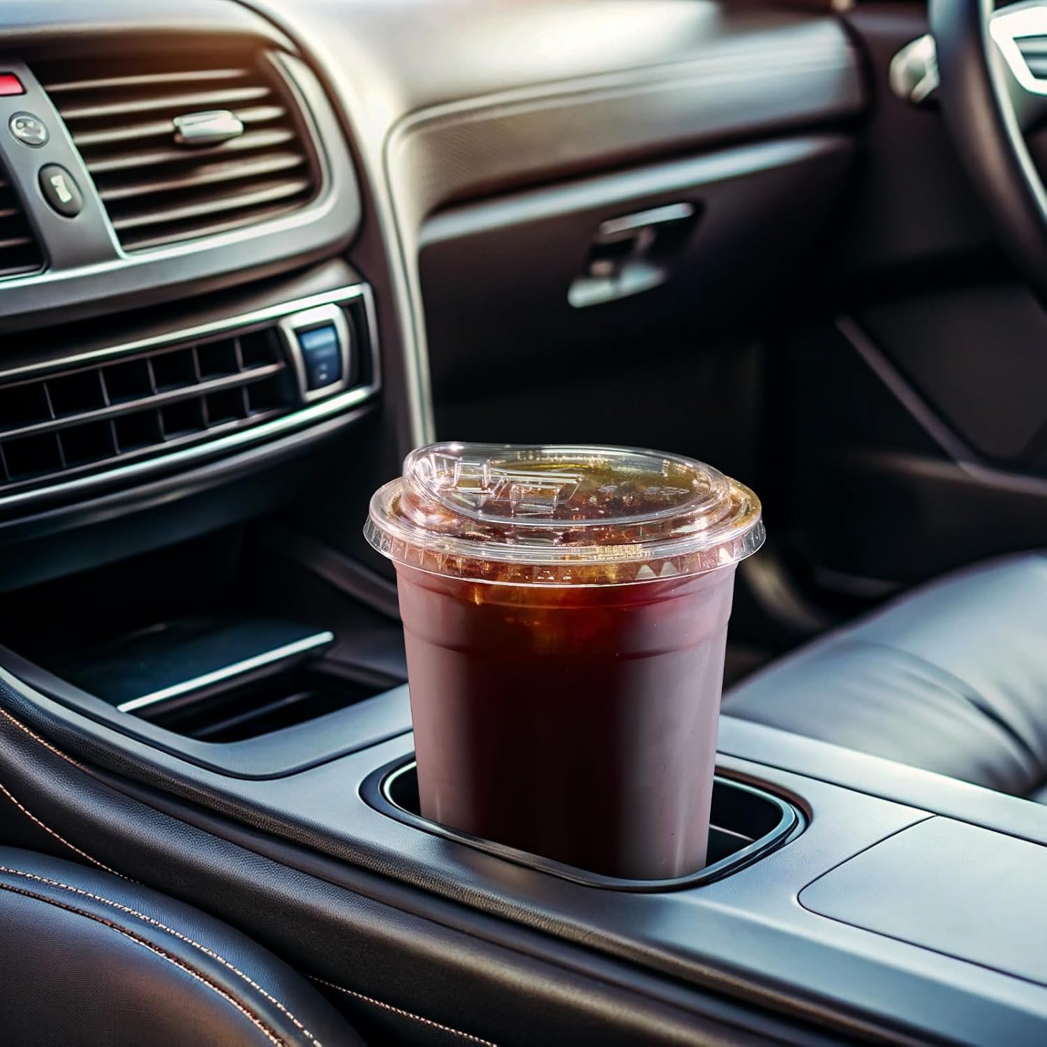 Grossiste gobelets en plastique transparents de 24 OZ avec couvercles sans paille, vente en gros pour café glacé, smoothies, soda, limonade, boissons froides, logo personnalisé, fabriqué par un fournisseur de confiance.