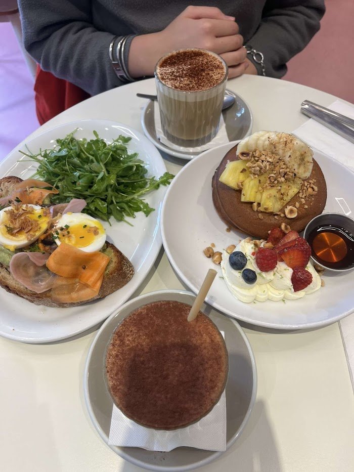 Ce qu'il faut savoir avant de bruncher au Café La Fiancée | Brunch Toulouse Saint Sernin à Toulouse : Avis honnêtes Ce qu'il faut savoir avant de bruncher au Café La Fiancée | Brunch Toulouse Saint Sernin à Toulouse : Avis honnêtes