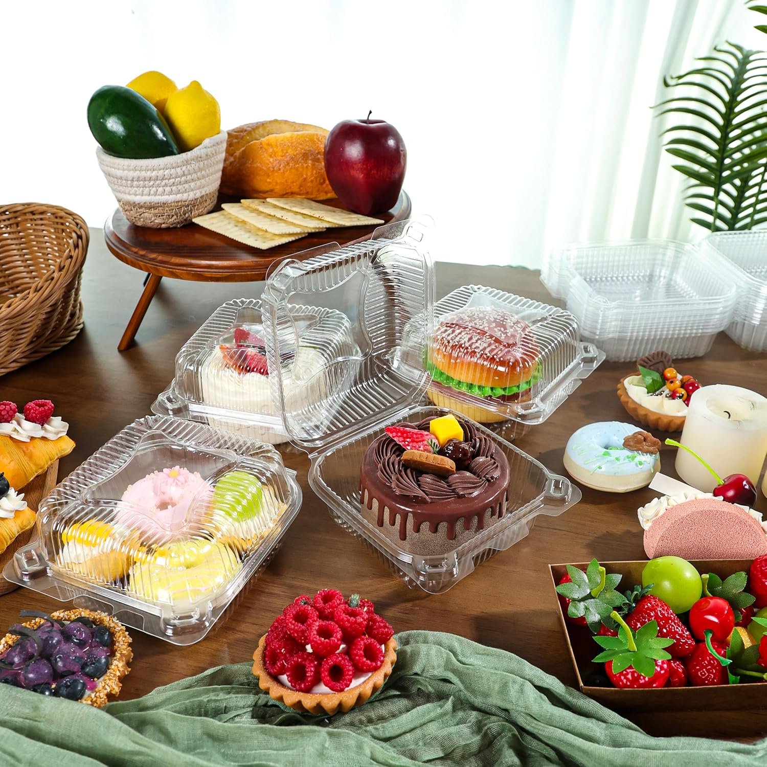 Grossiste Contenants alimentaires en plastique transparent renforcé à charnière, 25 pièces, 5.8 x 5.8 x 2.75 pouces, pour desserts, gâteaux, salades, pâtes, sandwichs, avec couvercles, Marque Blanche disponible, Fabricant.