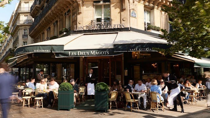 Avis honnête sur Les Deux Magots à Paris, France : À quoi s'attendre vraiment ?