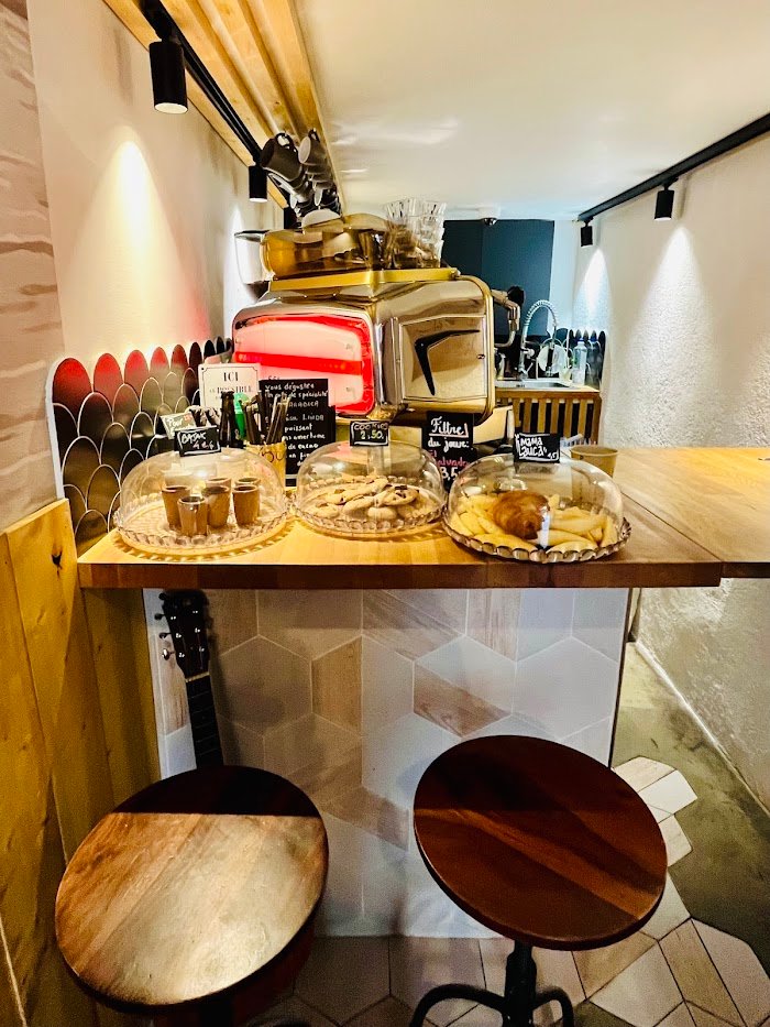 Un zoom sur la scène café à Marseille : Expériences authentiques au Café Lauca « La Boutchica » Un zoom sur la scène café à Marseille : Expériences authentiques au Café Lauca « La Boutchica »