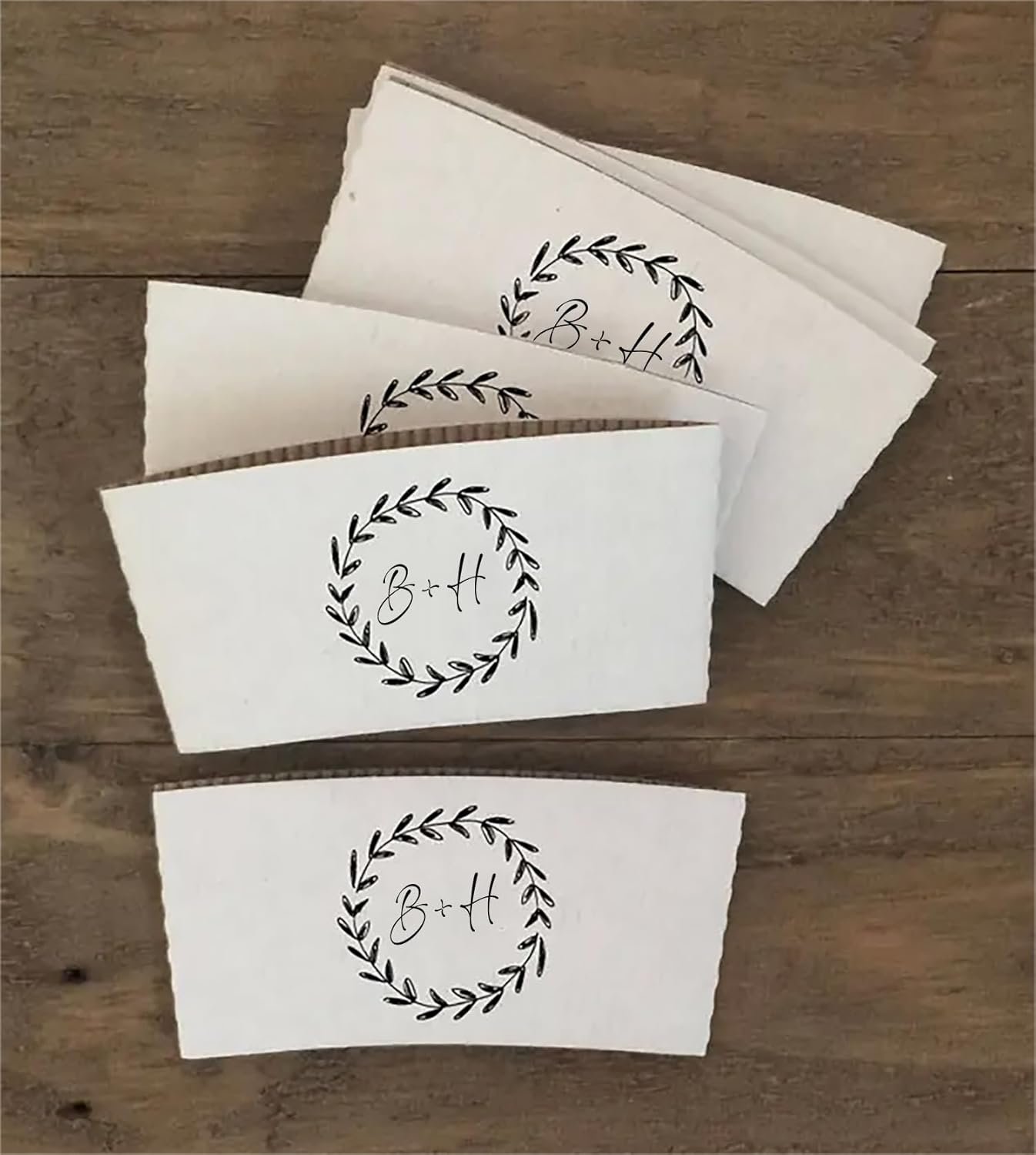 Grossiste de manchons en papier pour tasses à café personnalisés, OEM, manchons jetables blancs pour événements, cadeaux, fête, mariage, baby shower, anniversaire, fiançailles (20/30/50/100pcs) Grossiste de manchons en papier pour tasses à café personnalisés, OEM, manchons jetables blancs pour événements, cadeaux, fête, mariage, baby shower, anniversaire, fiançailles (20/30/50/100pcs)