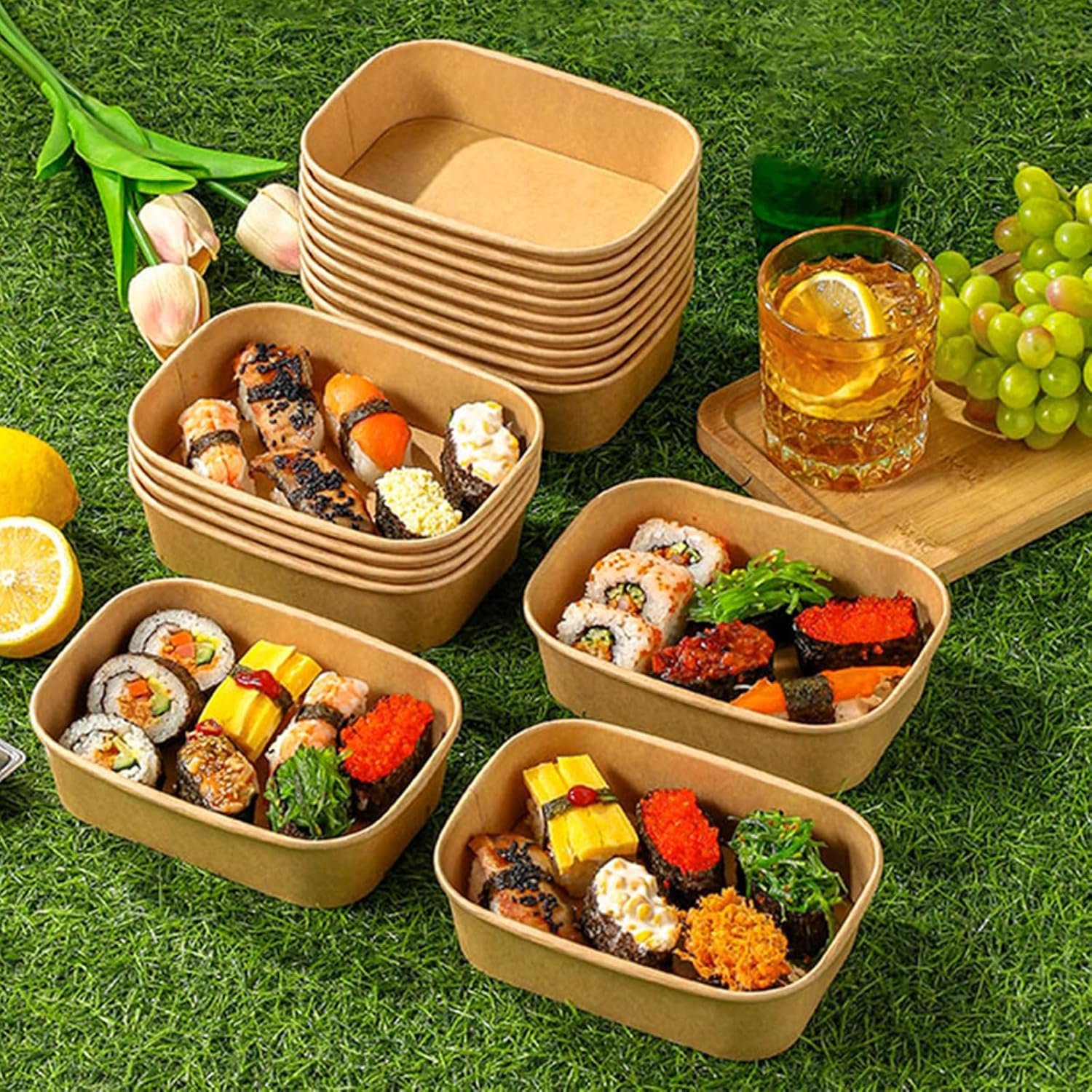 Grossiste contenants alimentaires en vrac 50-Pack 29oz bols en papier kraft jetables avec couvercles et fourchettes, contenant pour repas à emporter, adaptés pour le micro-ondes, parfait pour les fêtes de la Saint-Patrick, consommation chaude/froide, OEM.