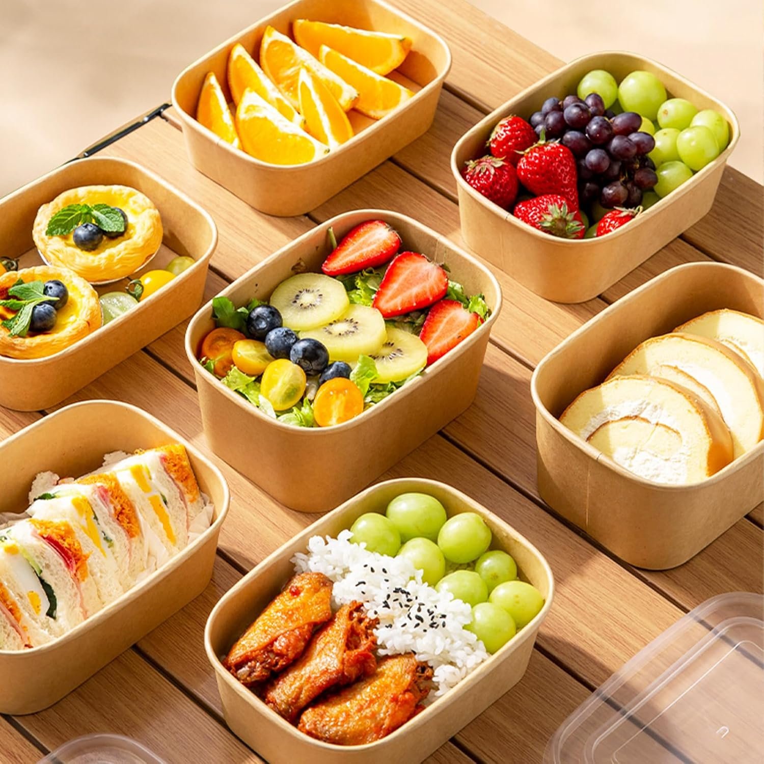 Grossiste contenants alimentaires en vrac 50-Pack 29oz bols en papier kraft jetables avec couvercles et fourchettes, contenant pour repas à emporter, adaptés pour le micro-ondes, parfait pour les fêtes de la Saint-Patrick, consommation chaude/froide, OEM.