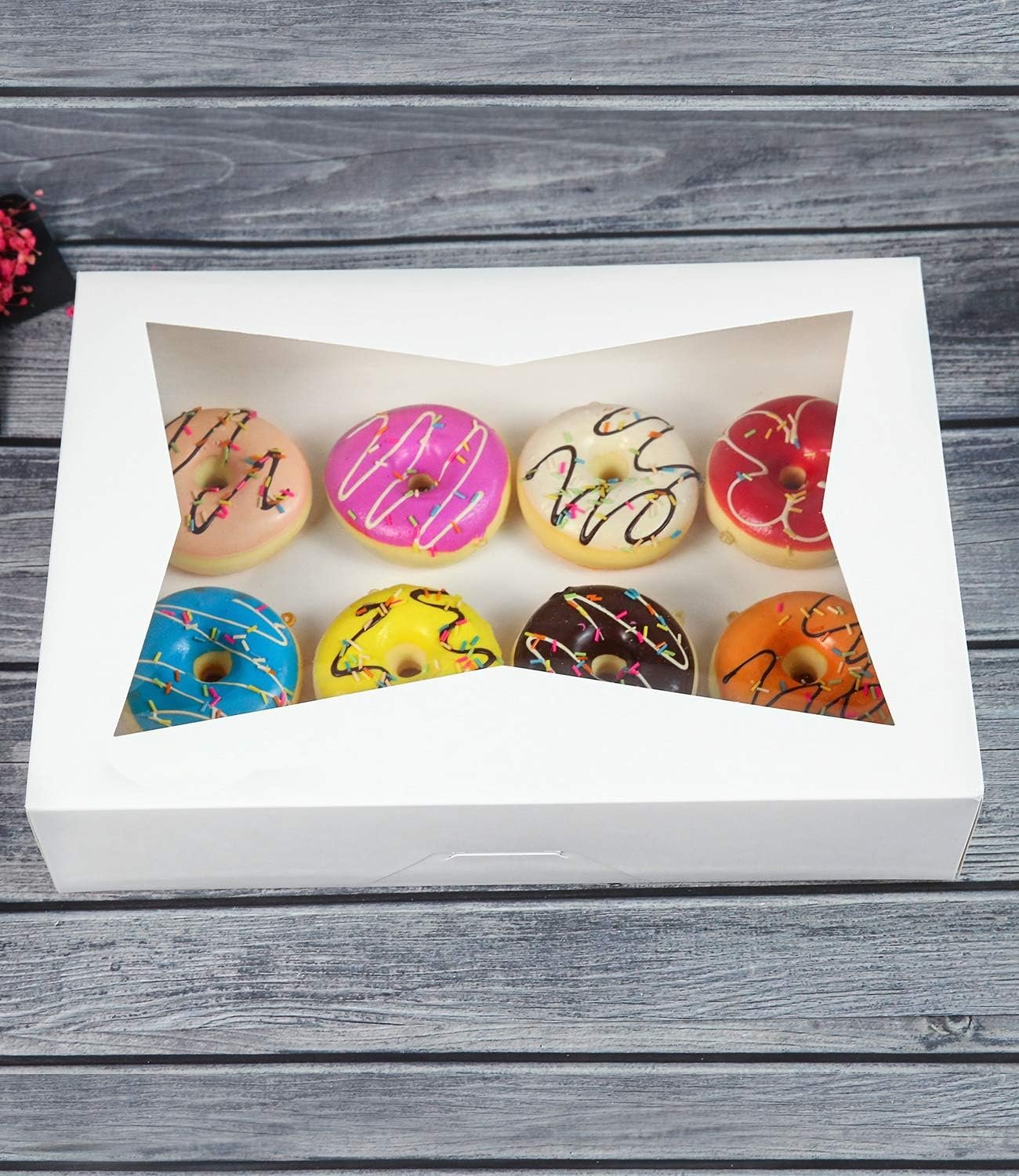 Grossiste en Vrac de Boîtes à Gâteaux Blanches 14 x 10 x 3 pouces avec Fenêtres en PVC, Logo Personnalisé et Qualité Fournisseur pour Pâtisseries