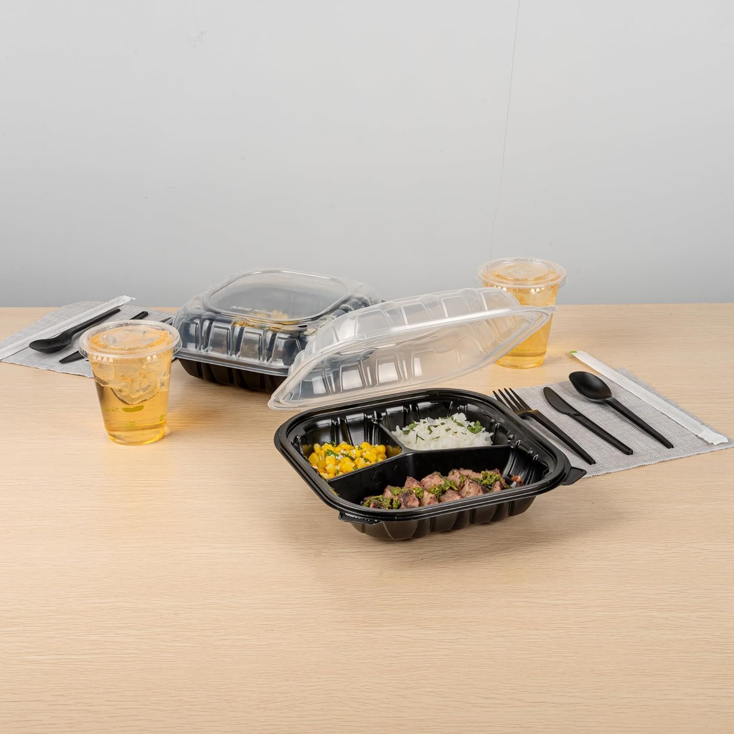 Grossiste en Vrac de Contenants en Plastique Noir 40 onces, 50 Boîtes à Emporter Jetables avec 3 Compartiments, Couvercles Ventilés, Idéales pour Salades et Pâtes, OEM, Fournisseur de Récipients pour Préparation de Repas Microwavables.