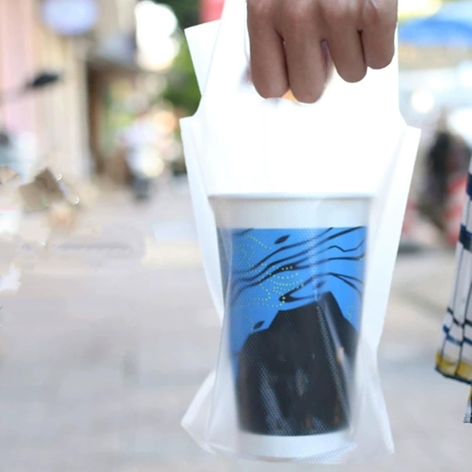 Grossiste de sacs à boissons en plastique 500 unités, support à emporter avec logo personnalisé, emballage transparent pour café et jus, fabricant de pochettes individuelles pour restaurants.