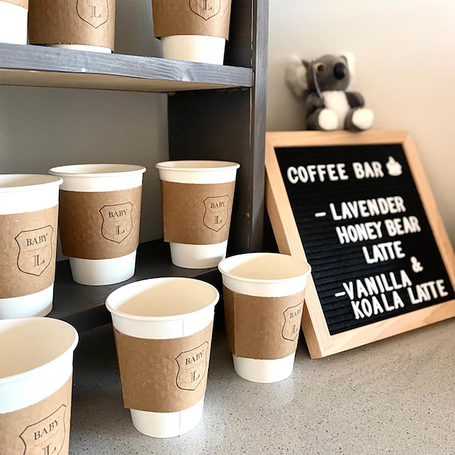 Grossiste de Manchons à Café Imprimés Personnalisés 10-20oz, Sleeve en Kraft Brun Naturel pour Boissons Chaudes, Logo Personnalisé pour Favoris de Mariage, Fournisseur de Manchons Jetables en Vrac Grossiste de Manchons à Café Imprimés Personnalisés 10-20oz, Sleeve en Kraft Brun Naturel pour Boissons Chaudes, Logo Personnalisé pour Favoris de Mariage, Fournisseur de Manchons Jetables en Vrac