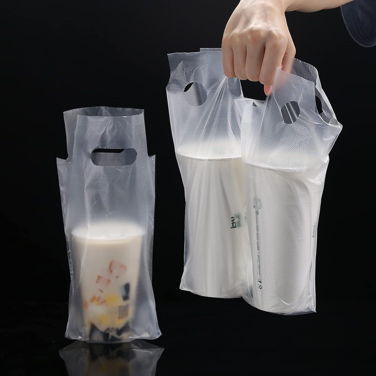 Grossiste en Vrac de sacs plastiques transparents pour boissons, porte-gobelets pour café et bar, Fournisseur idéal pour DIY avec Logo Personnalisé (26x30cm). Grossiste en Vrac de sacs plastiques transparents pour boissons, porte-gobelets pour café et bar, Fournisseur idéal pour DIY avec Logo Personnalisé (26x30cm).