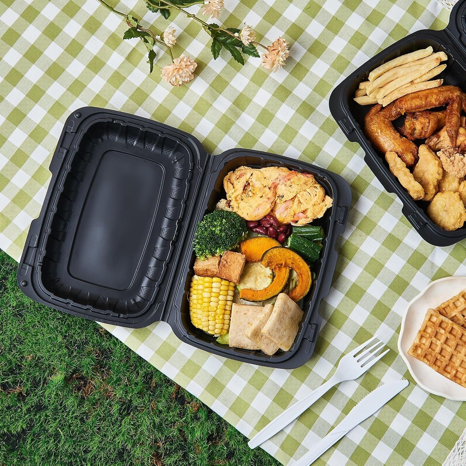 Grossiste conteneurs en plastique clamshell 9X6 1 compartiment, emballage de 50 unités, vente en gros, fabricants d’emballages jetables avec couvercle à clapet sécurisé. Logo Personnalisé disponible. Grossiste conteneurs en plastique clamshell 9X6 1 compartiment, emballage de 50 unités, vente en gros, fabricants d’emballages jetables avec couvercle à clapet sécurisé. Logo Personnalisé disponible.