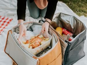 Grossiste Sac Isotherme Réutilisable XL – Sac de Courses Étanche et Isolé, Idéal pour Transporter Aliments Chauds et Froids avec Fermeture Éclair (Forêt) – Fabricant de Sacs de Magasin avec Logo Personnalisé