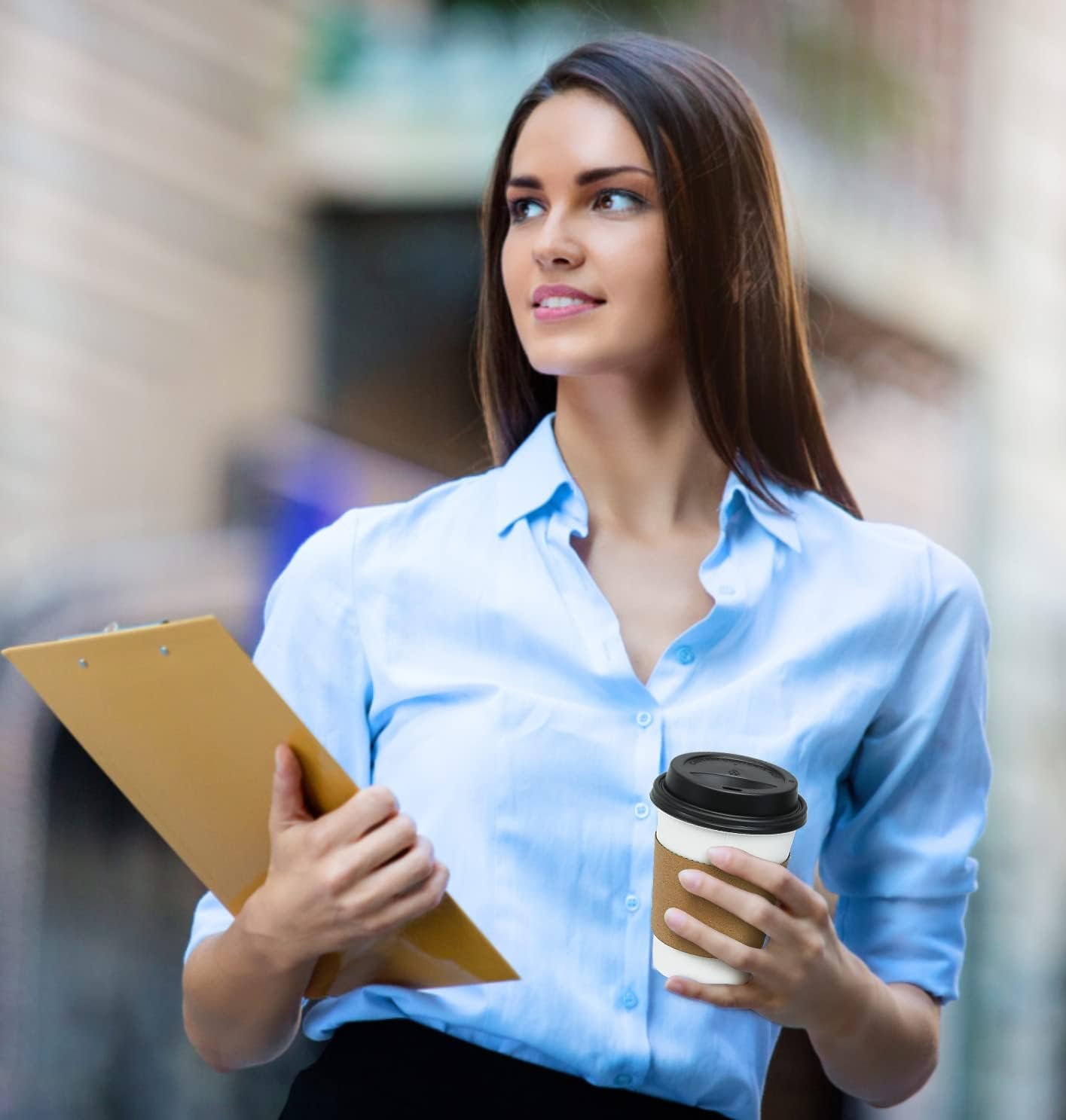 Grossiste en gros de gobelets en papier jetables 16 oz avec couvercles et manches, OEM pour boissons chaudes, chocolat et café avec possibilité de logo personnalisé Grossiste en gros de gobelets en papier jetables 16 oz avec couvercles et manches, OEM pour boissons chaudes, chocolat et café avec possibilité de logo personnalisé