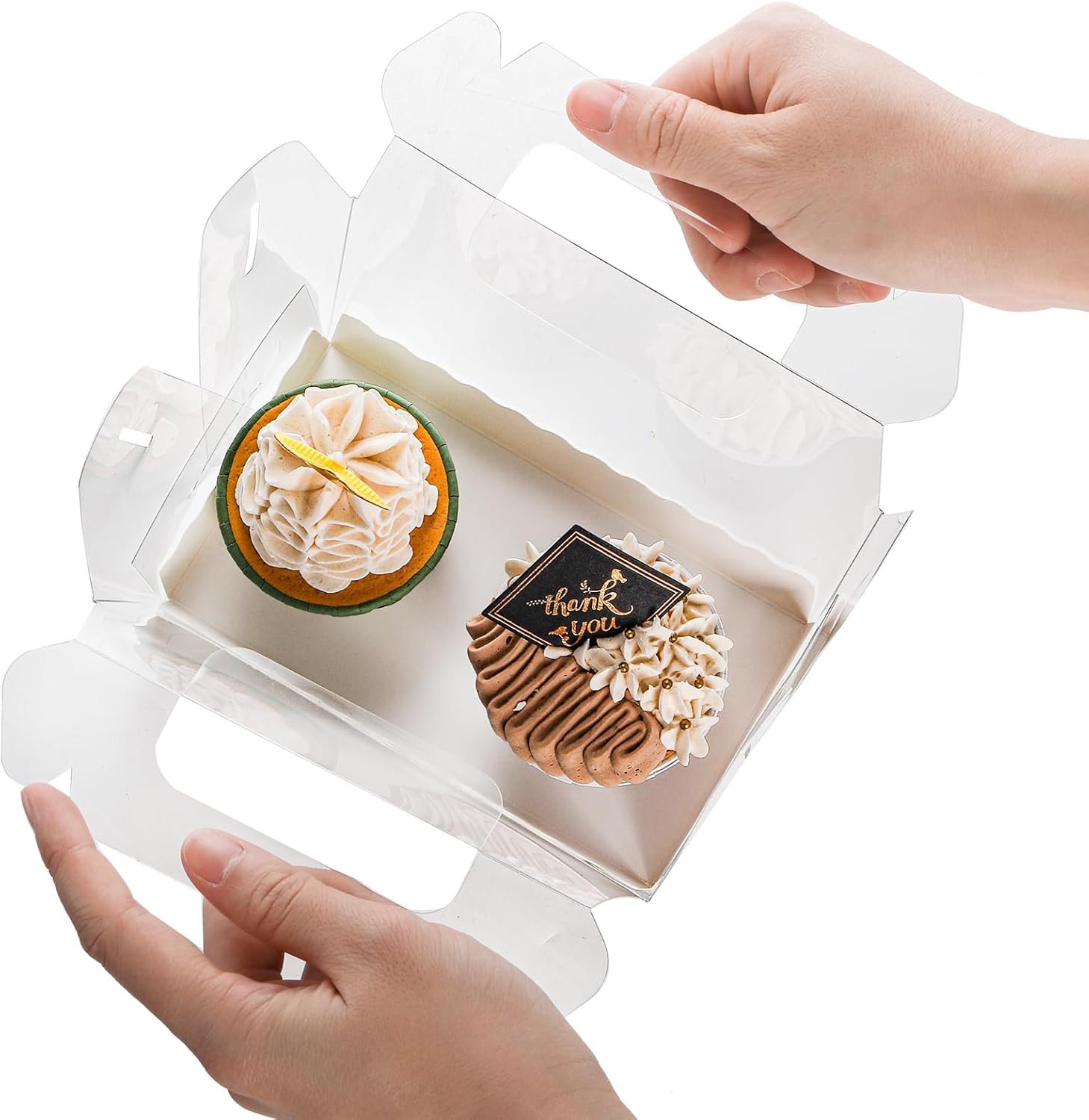 Gourmet boîte cadeau pâtisserie 40 pack avec logo personnalisé, taille 6,4''L x 3,5''W x 3,3''H, conteneurs pour bonbons et desserts, fournisseur en gros pour anniversaires, mariages et baby showers, avec poignées. Gourmet boîte cadeau pâtisserie 40 pack avec logo personnalisé, taille 6,4''L x 3,5''W x 3,3''H, conteneurs pour bonbons et desserts, fournisseur en gros pour anniversaires, mariages et baby showers, avec poignées.