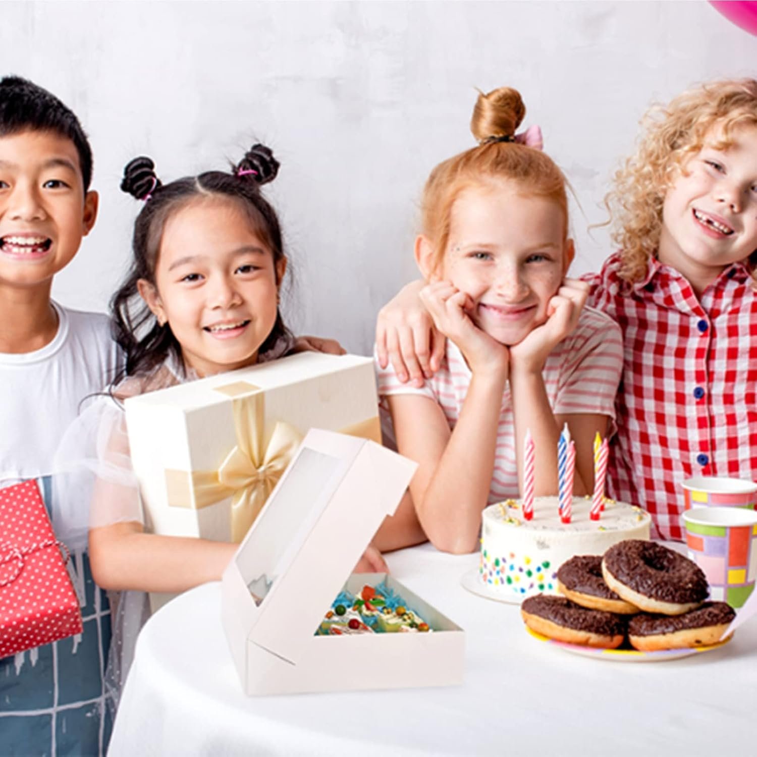 Boxes à pâtisserie blanches avec fenêtre 14