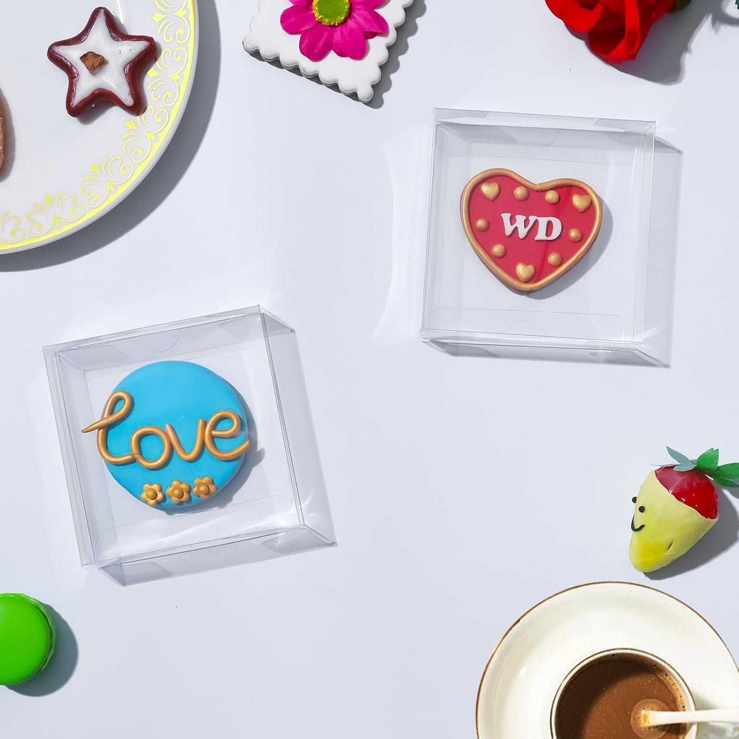 Grossiste de boîtes transparentes 4x4x1.2 pouces, idéal pour macarons et brownies | Logo Personnalisé pour vos pâtisseries | Vente en Gros pour Noël, Pâques et anniversaires