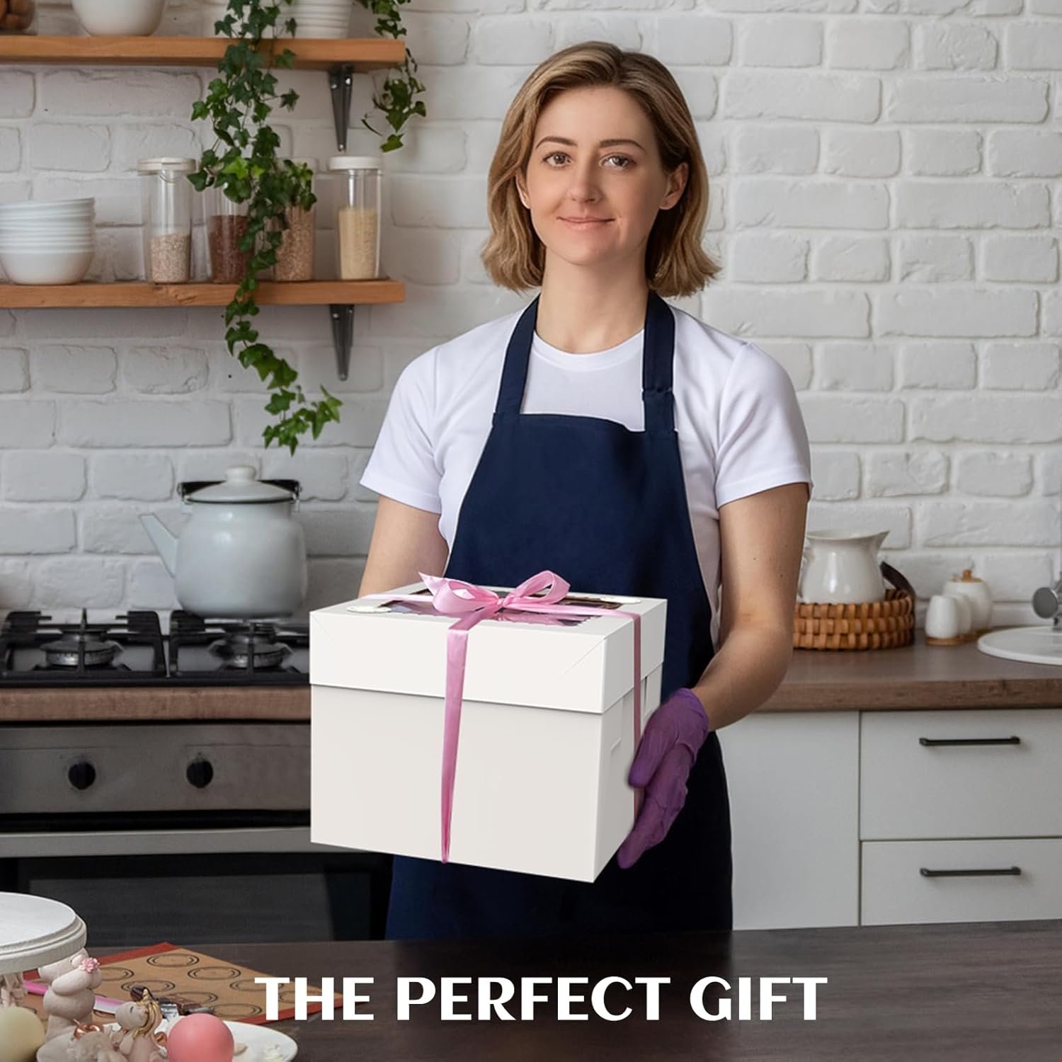 Grossiste 15 Boîtes à Gâteau Hautes 10x10x8 Pouces avec Fenêtre, Boîtes à Cheesecake Carrées Blanches, Fournisseur de Boîtes de Pâtisserie avec 90 Autocollants pour Gâteaux, Tartes, Mariages, Fête d'Anniversaire, Logo Personnalisé, Vente en Gros.