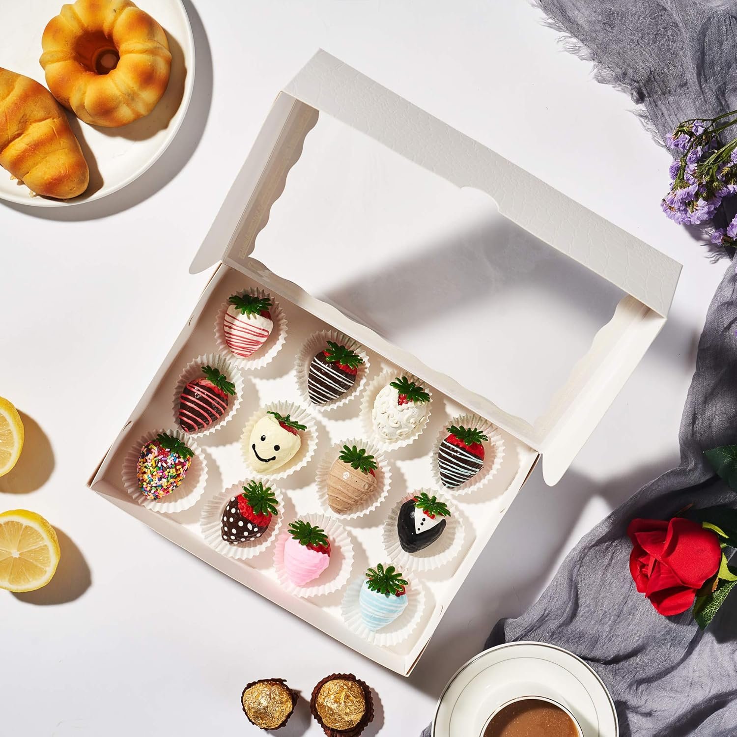 Grossiste en Vrac Boîtes Élégantes pour Cookies 10 x 7 x 2.5 pouces avec Fenêtre de Présentation, Logo Personnalisé, Fournisseur de Boîtes en Papier Blanches