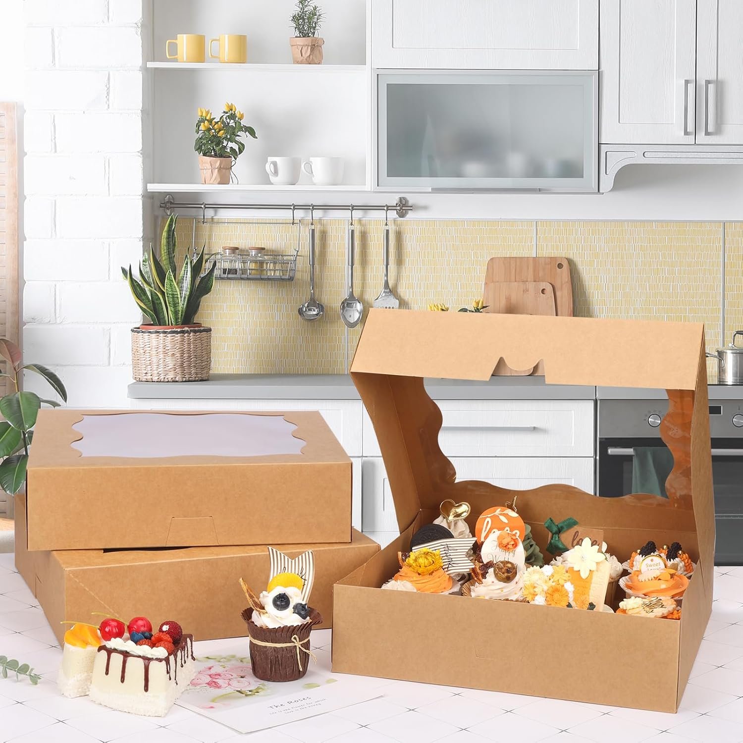 Grossiste de boîtes à tarte 12x12x3 pouces, autocollantes marron avec fenêtre pour pâtisseries, cookies, gâteaux, douceurs, donuts, muffins avec logo personnalisé, fabriquées par notre fournisseur. Grossiste de boîtes à tarte 12x12x3 pouces, autocollantes marron avec fenêtre pour pâtisseries, cookies, gâteaux, douceurs, donuts, muffins avec logo personnalisé, fabriquées par notre fournisseur.