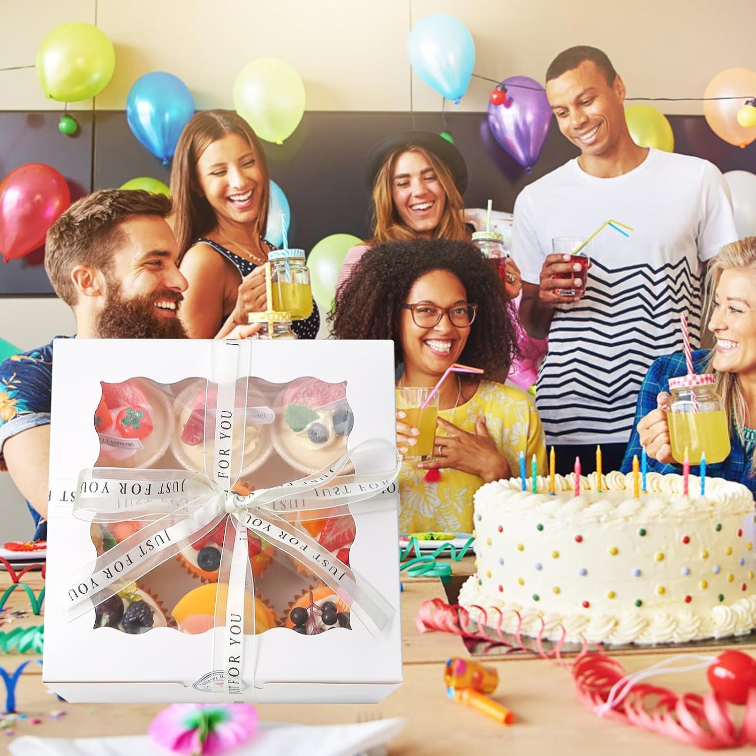 Grossiste en Vrac, Boîtes à Gâteau Petit Format 28 Packs 9x9x5 Pouces, Blanches avec Fenêtre, Contenants à Gâteau de 9 Pouces avec Couvercles pour Pâques et Fête des Mères, Logo Personnalisé.