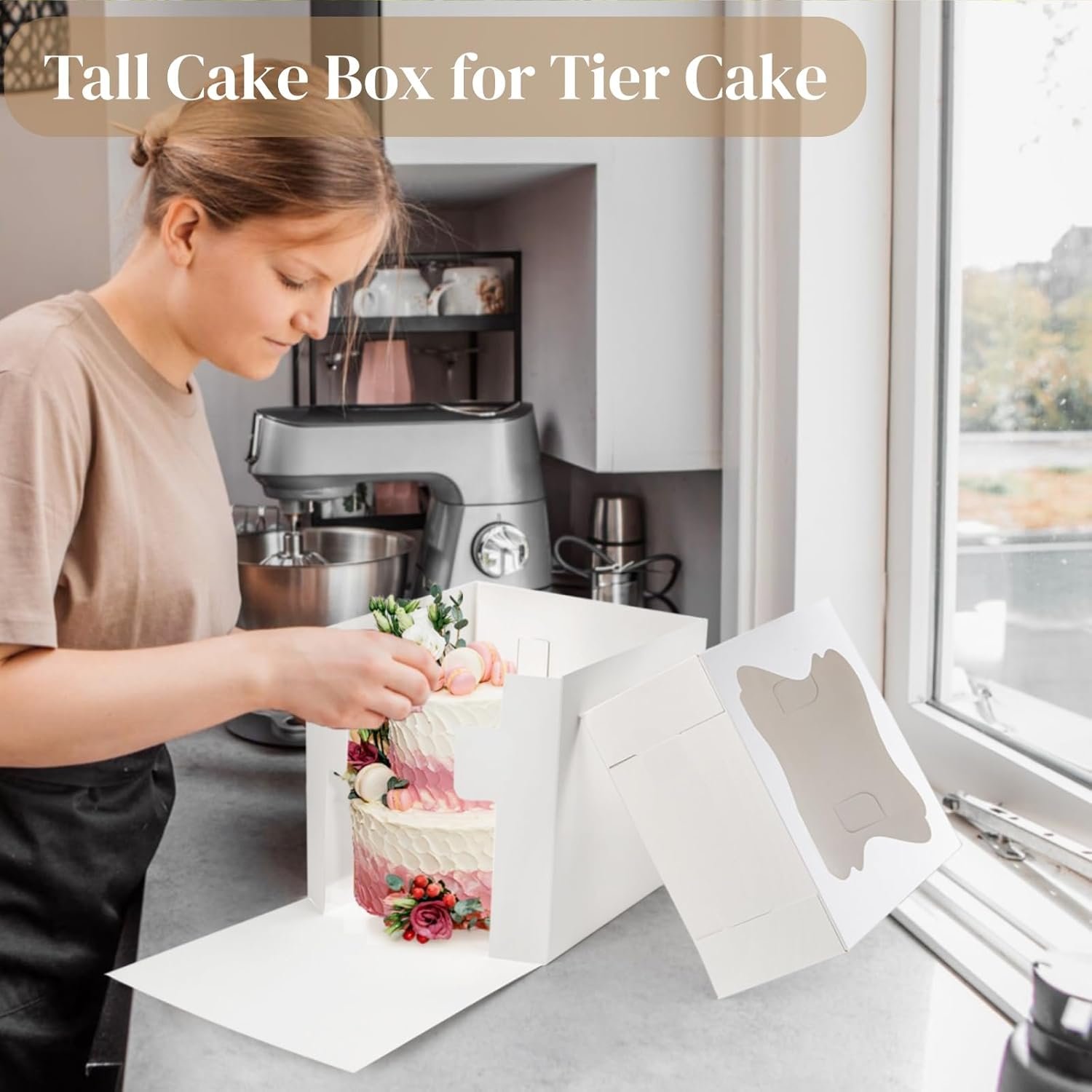 Grossiste en boîtes à gâteaux, boîte à gâteau carrée avec fenêtre en 3 tailles 12x12x12, 10x10x10, 8x8x8 pouces, contenant en carton pour pâtisserie, OEM, support jetable pour dessert et transport de tarte pour mariage et anniversaire.