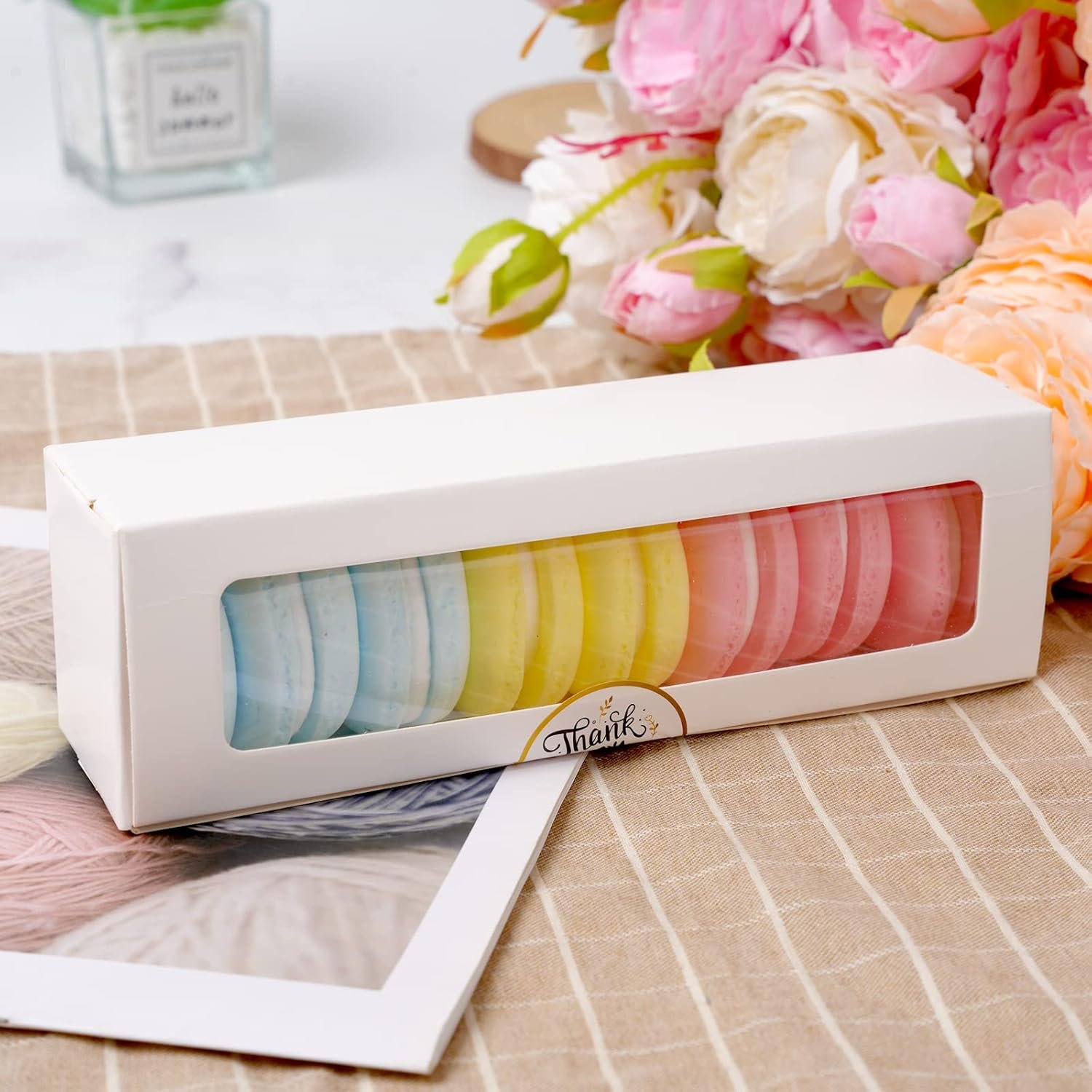 Grossiste en Vrac - Boîtes à macarons avec fenêtre transparente, pack de 28, contenant 6 pâtisseries, idéale pour desserts au chocolat et cadeaux de mariage, Fabricant d'emballages pour boulangeries, OEM.