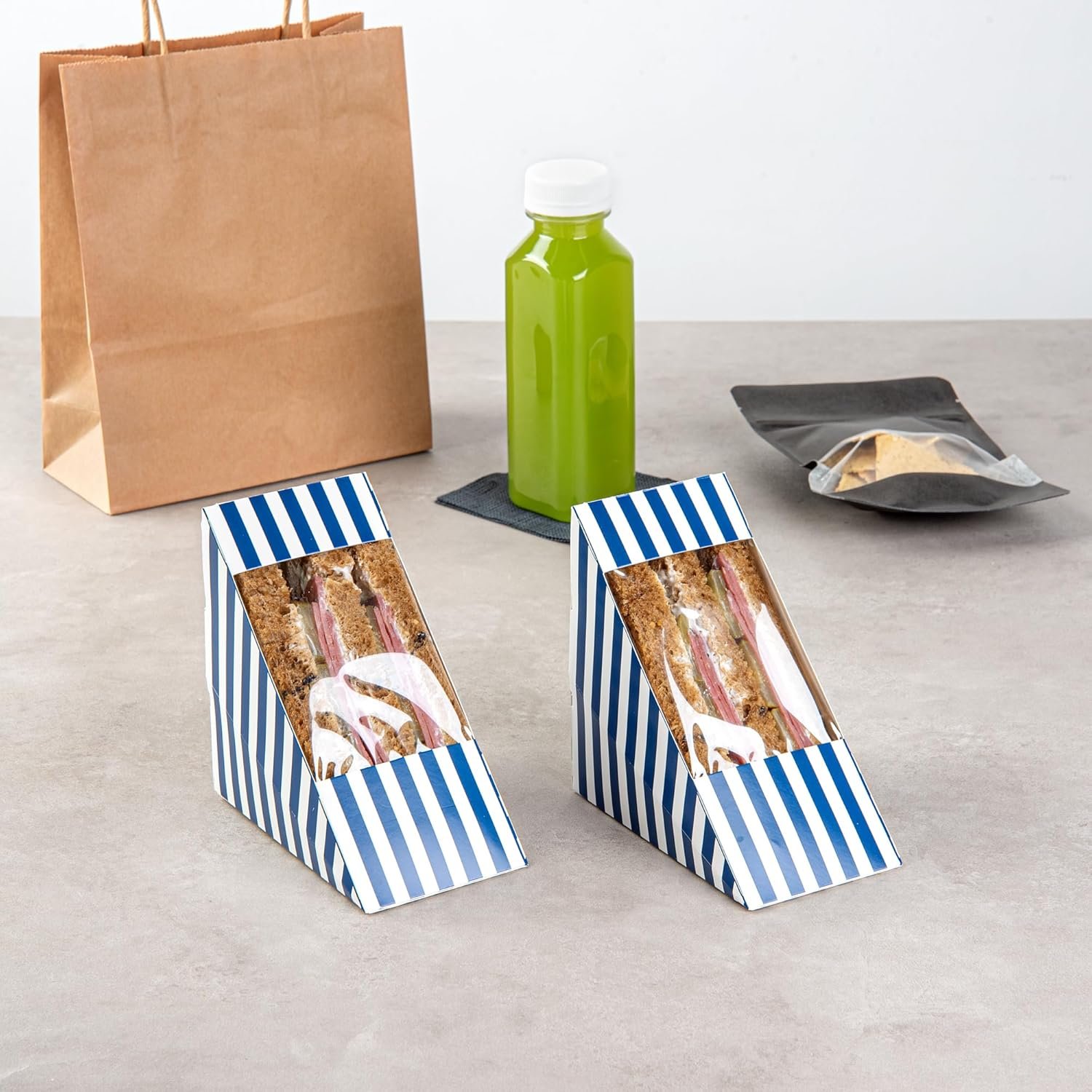 Boîte à sandwich en papier medium à rayures bleues et blanches - 4 3/4