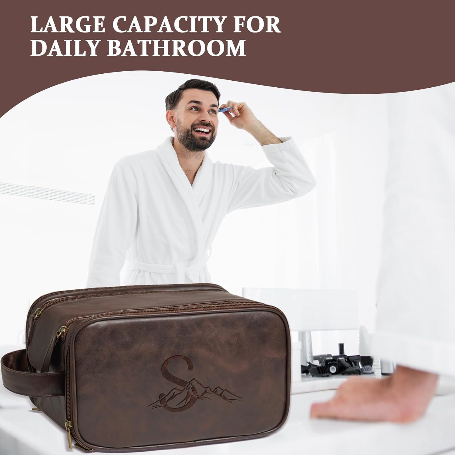 Toiletry Bag Waterproof Grand pour Hommes, Logo Personnalisé, Cadeaux Personnalisés en Cuir Gravés, Fabricant de Sacs de Voyage, Essentiels de Voyage pour Hommes, Grossiste en Accessoires de Voyage (Marron Foncé A) Toiletry Bag Waterproof Grand pour Hommes, Logo Personnalisé, Cadeaux Personnalisés en Cuir Gravés, Fabricant de Sacs de Voyage, Essentiels de Voyage pour Hommes, Grossiste en Accessoires de Voyage (Marron Foncé A)
