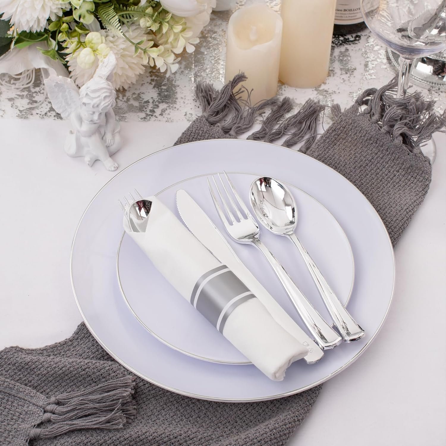 Grossiste en Vrac de Couverts en Plastique Argenté, Ensemble de Couverts Jetables avec Serviette Prêts à l'Emploi Idéal pour la Saint-Valentin, la Fête des Mères et Pâques, Fabricant de Logo Personnalisé Grossiste en Vrac de Couverts en Plastique Argenté, Ensemble de Couverts Jetables avec Serviette Prêts à l'Emploi Idéal pour la Saint-Valentin, la Fête des Mères et Pâques, Fabricant de Logo Personnalisé