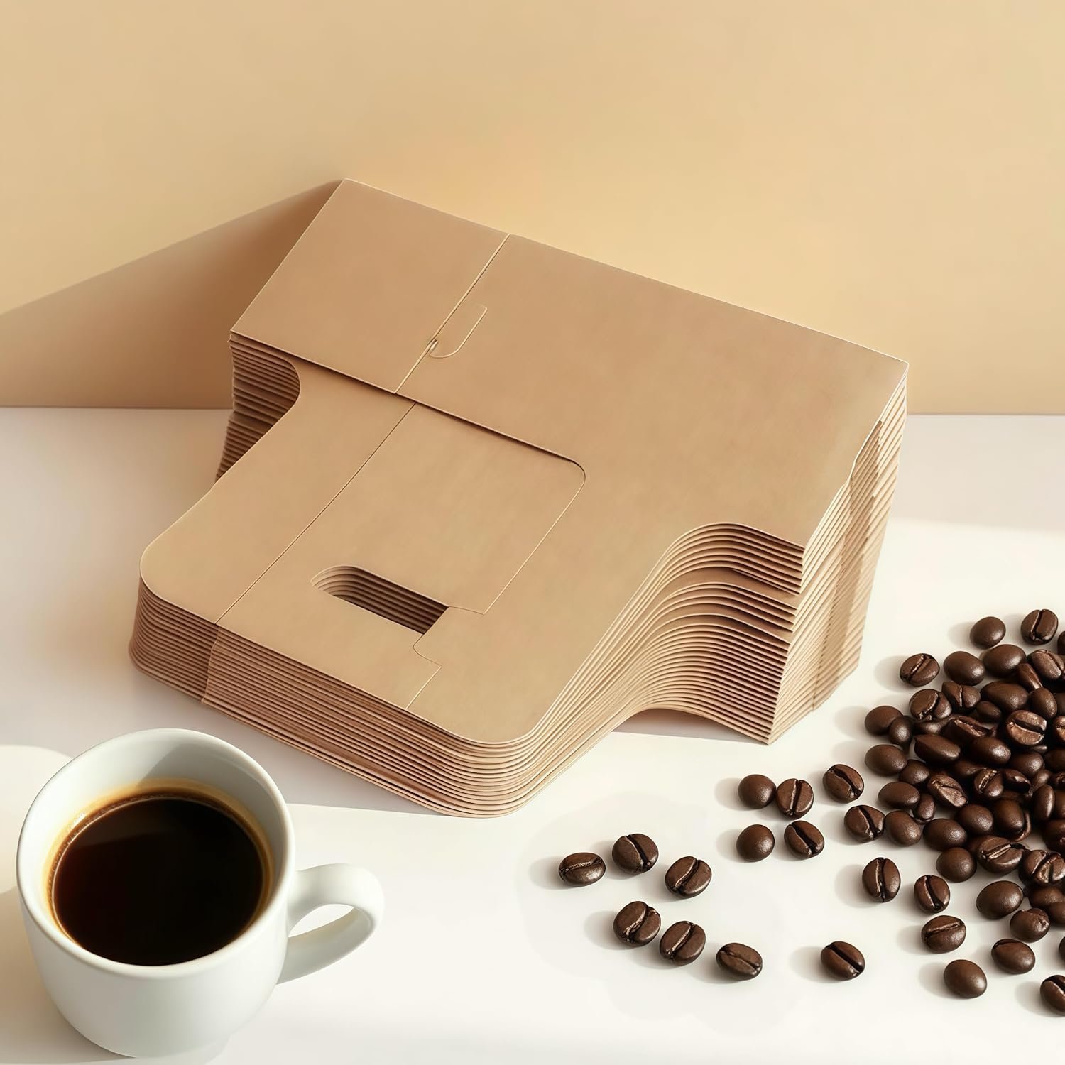 Grossiste support à boissons en papier Kraft pour 2 tasses avec poignée, 20 unités, logo personnalisé, fabricant de contenants jetables pour la livraison et le service à emporter.