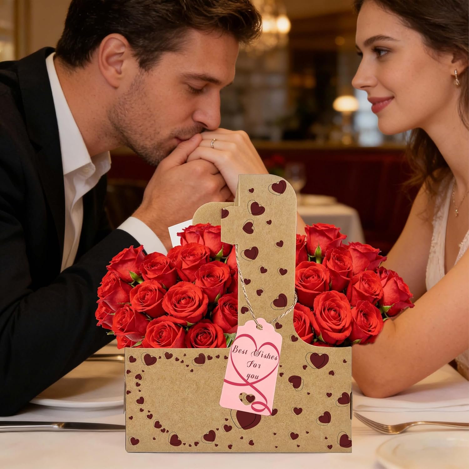 Grossiste 8 Set Porte-Gobelet en Carton, Support à Café avec Poignée, OEM pour Cadeaux de Saint-Valentin avec Carte de Vœux et Ruban, Marque Blanche en Kraft