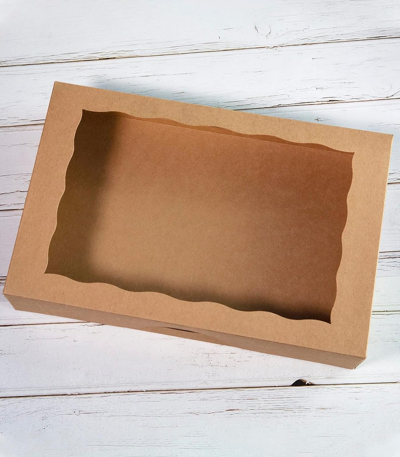 Grossiste boîte à pâtisserie 15-PACK 16x11x2,75 pouces avec fenêtre en PVC, contenant 12 donuts, design auto-dépliable en carton naturel, logo personnalisé, fabricant, vente en gros. Grossiste boîte à pâtisserie 15-PACK 16x11x2,75 pouces avec fenêtre en PVC, contenant 12 donuts, design auto-dépliable en carton naturel, logo personnalisé, fabricant, vente en gros.