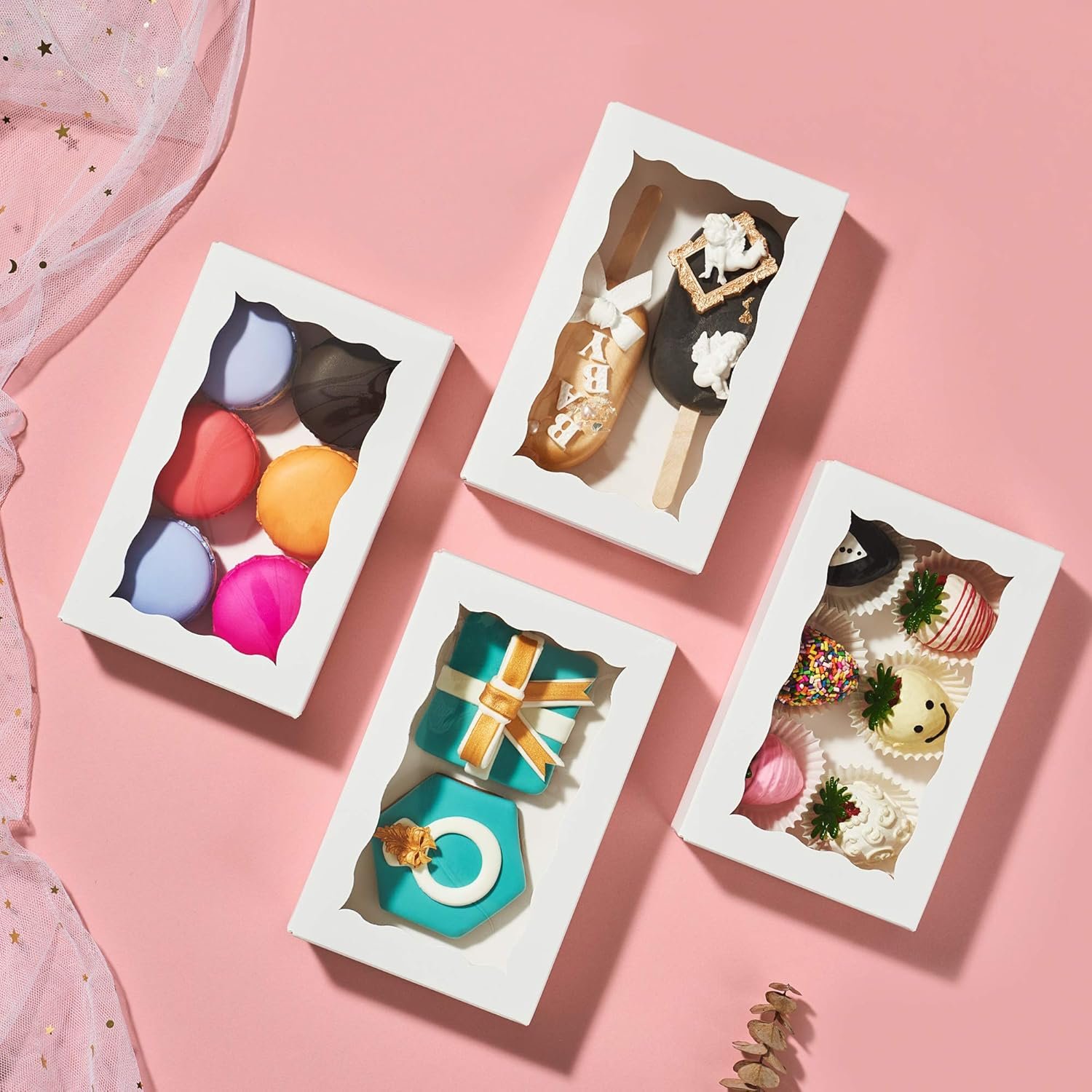 Grossiste en Vrac Boîtes à Cookies 50 Pack 7 x 4 3/8 x 1½ pouces avec Fenêtre, Logo Personnalisé, Fournisseur de Packaging pour Macarons et Chocolats.