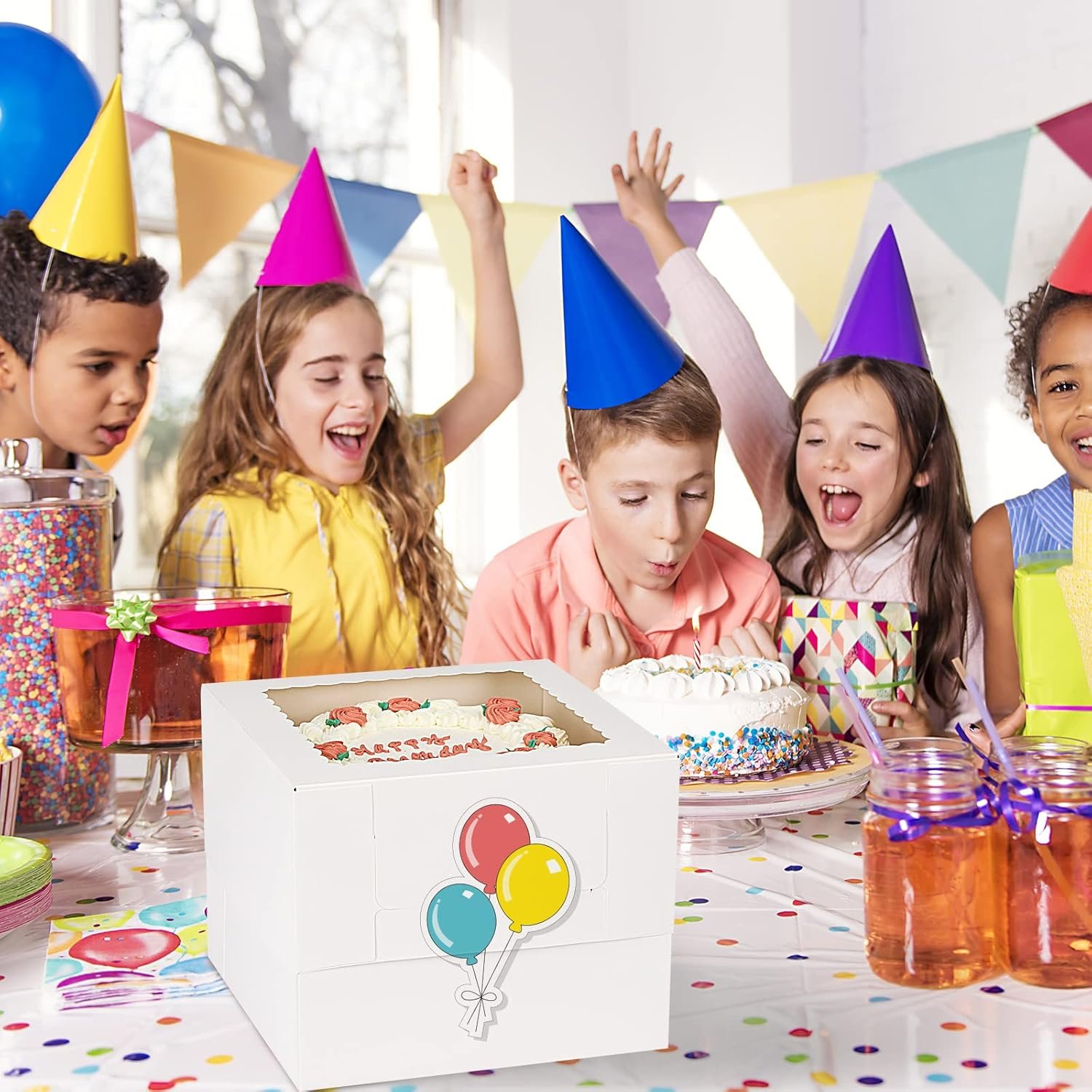 Grossiste en Vrac Boîtes à Gâteau 28 pièces 10x10x8 pouces, solutions pour pâtisseries, desserts, tarte, logo personnalisé pour la fête des mères, la Saint-Valentin et les anniversaires. Fournisseur fiable pour la vente en gros.