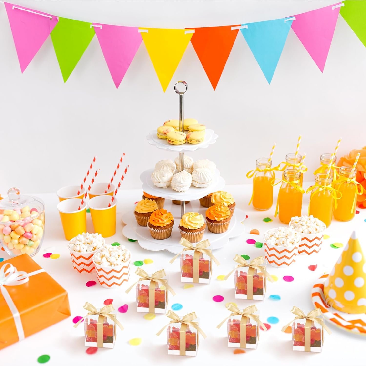 Grossiste 50pcs Boîtes de Faveurs Claires 2x2x2 Inches pour Bonbons - Boîtes de Cadeaux avec Logo Personnalisé pour Mariage et Anniversaire, Fournisseur de Boîtes à Macaron avec Ribbons Grossiste 50pcs Boîtes de Faveurs Claires 2x2x2 Inches pour Bonbons - Boîtes de Cadeaux avec Logo Personnalisé pour Mariage et Anniversaire, Fournisseur de Boîtes à Macaron avec Ribbons