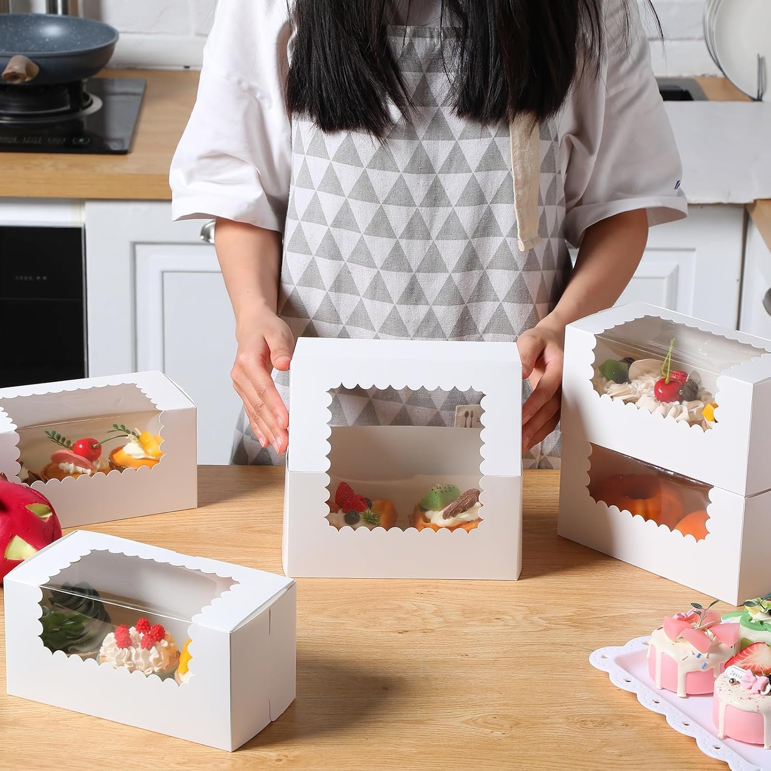 Boîte à pâtisserie 60 pcs 8x4x4 pouces avec fenêtre pour cookies, fournisseur d'emballages, OEM pour gâteaux, muffins, pains et douceurs en vrac. Boîte à pâtisserie 60 pcs 8x4x4 pouces avec fenêtre pour cookies, fournisseur d'emballages, OEM pour gâteaux, muffins, pains et douceurs en vrac.