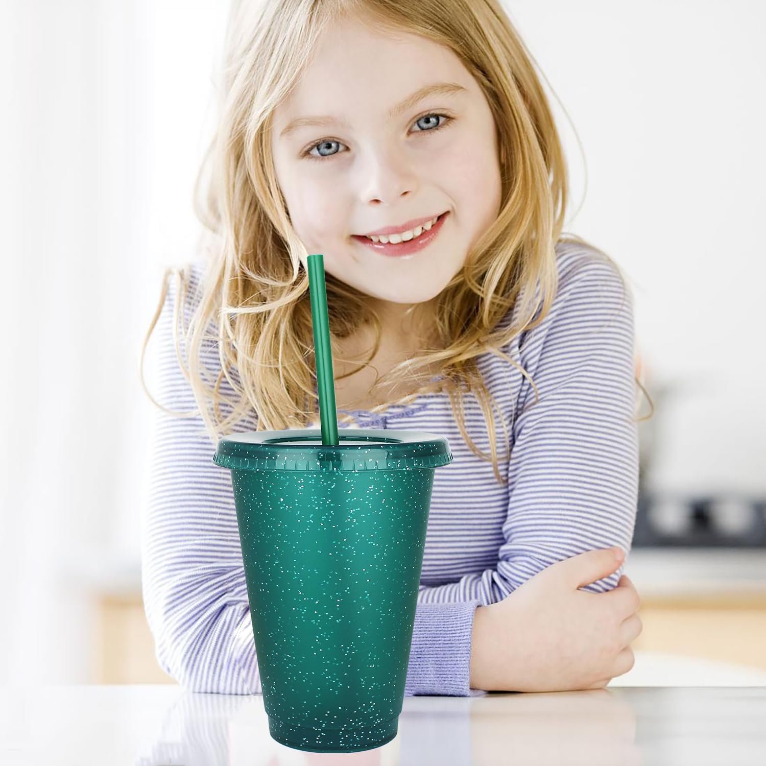 Grossiste Tasse de voyage réutilisable 16oz avec paille et couvercle, parfaite pour des fêtes et anniversaires, Fabricant de gobelets en plastique, Vente en Gros, vert foncé, pack de 22. Grossiste Tasse de voyage réutilisable 16oz avec paille et couvercle, parfaite pour des fêtes et anniversaires, Fabricant de gobelets en plastique, Vente en Gros, vert foncé, pack de 22.