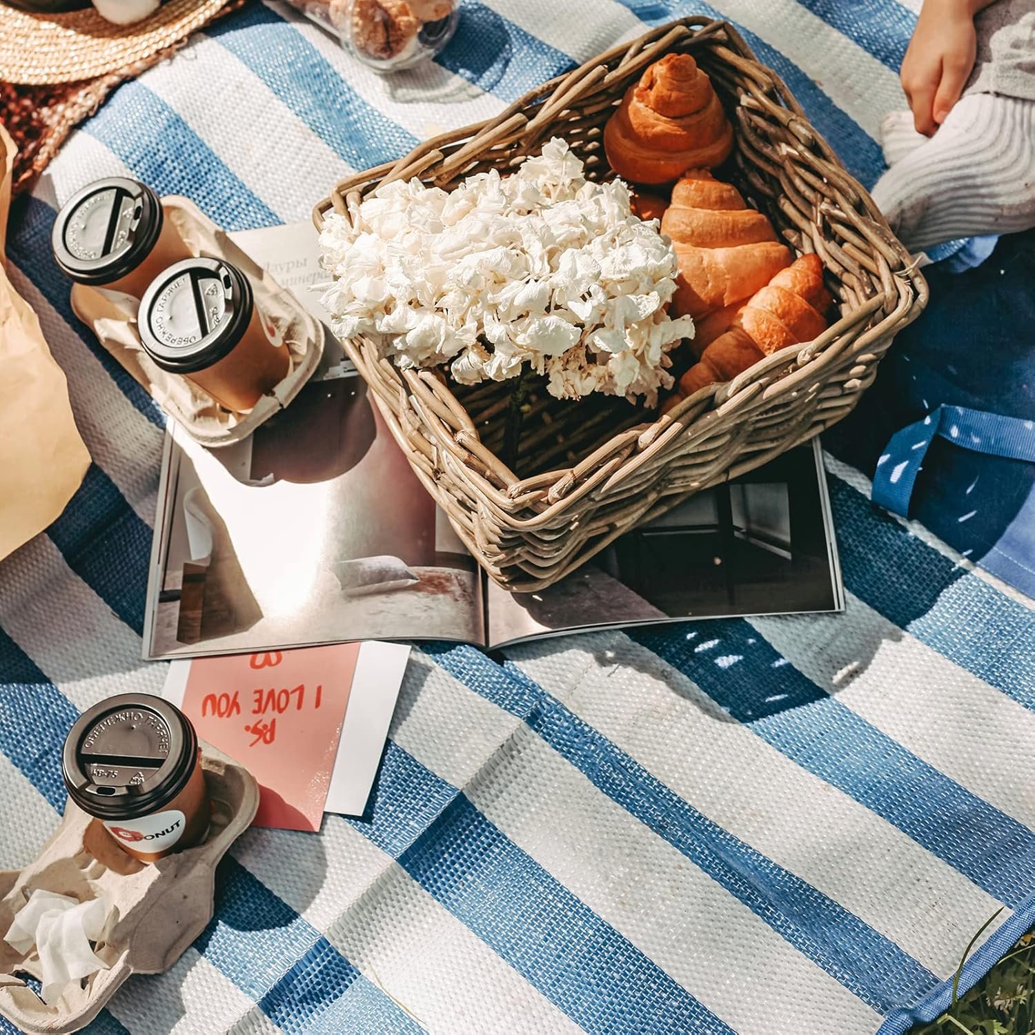 Grossiste en Vrac de 100 Pcs de Porte-Gobelets Jetables en Pulpes de Fibre pour Café à Emporter, Logo Personnalisé et Support de Boissons Froides et Chaudes, Fabricant de Solutions Pratiques