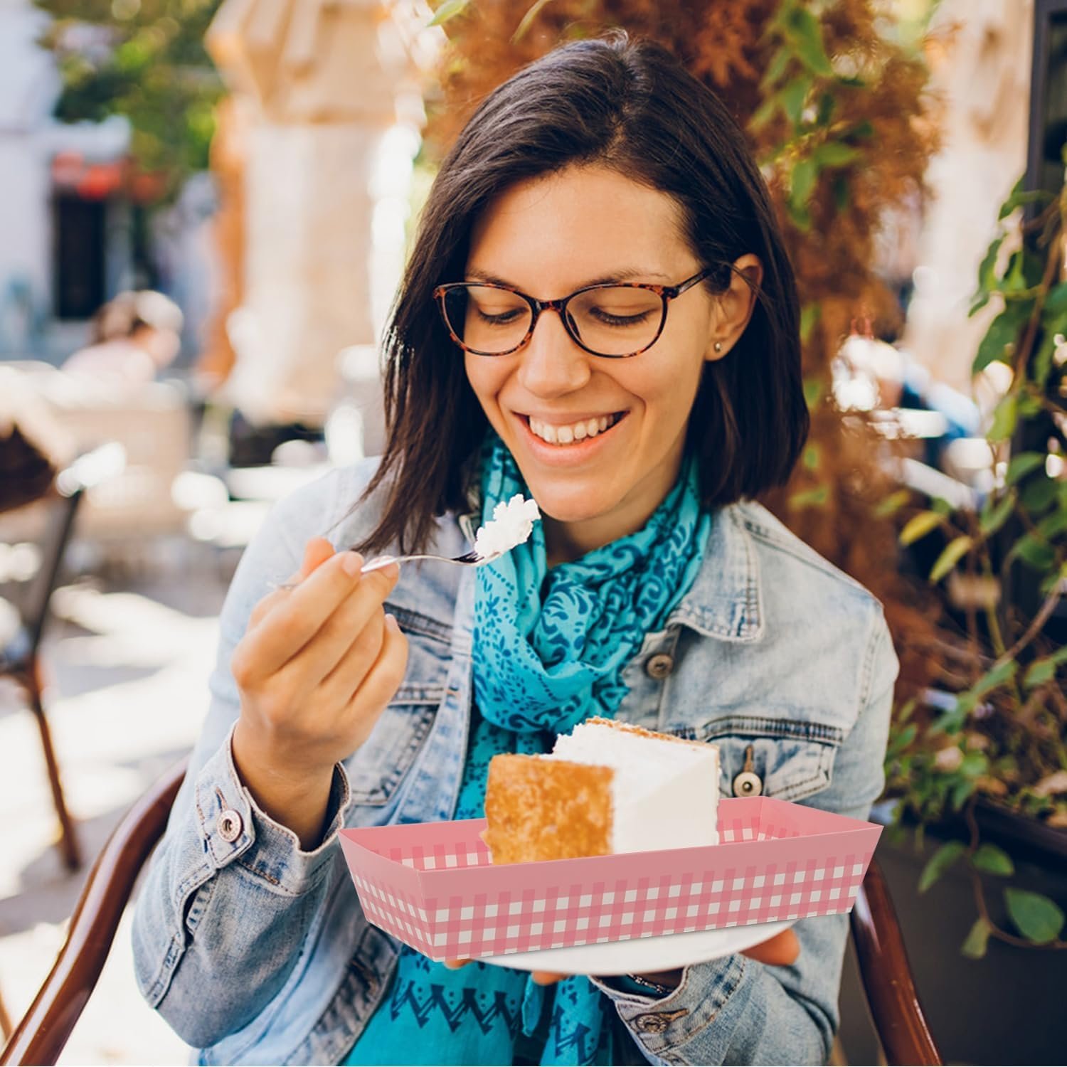 Grossiste Boîte à Gâteaux Roll, 50 Pack Conteneur en Plastique pour Gâteaux Suisses, Couverture Transparente, Boîte Desserts, Fournisseur de Muffins et Pâtisseries, Logo Personnalisé pour Présentation Sushi et Fruits.