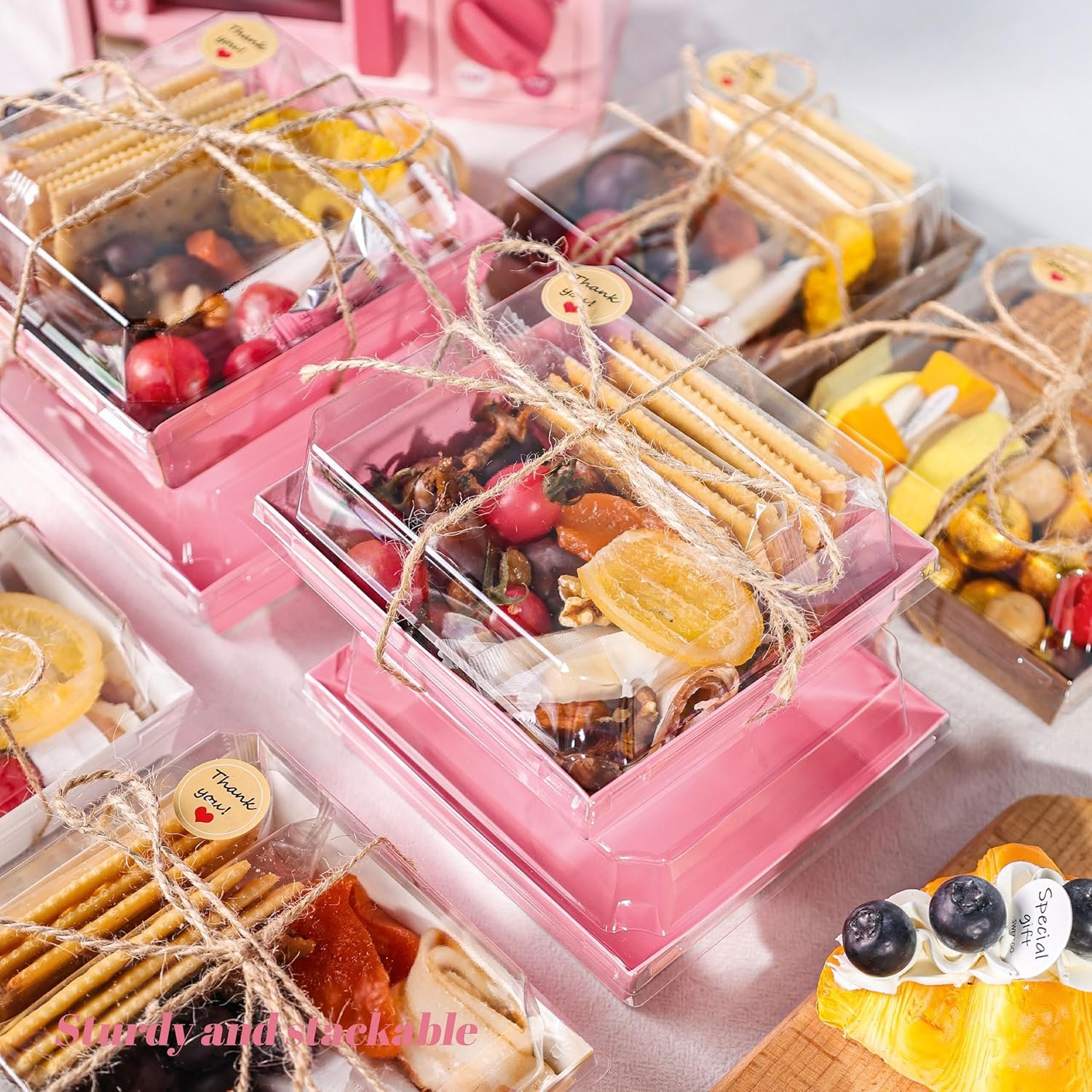 Boîtes à charcuterie en papier 50 pièces 5,3x4,9x2,5 pouces pour contenants à emporter avec couvercles transparents, Vente en Gros, Fournisseur de qualité, Personnalisation de logo (Rose)