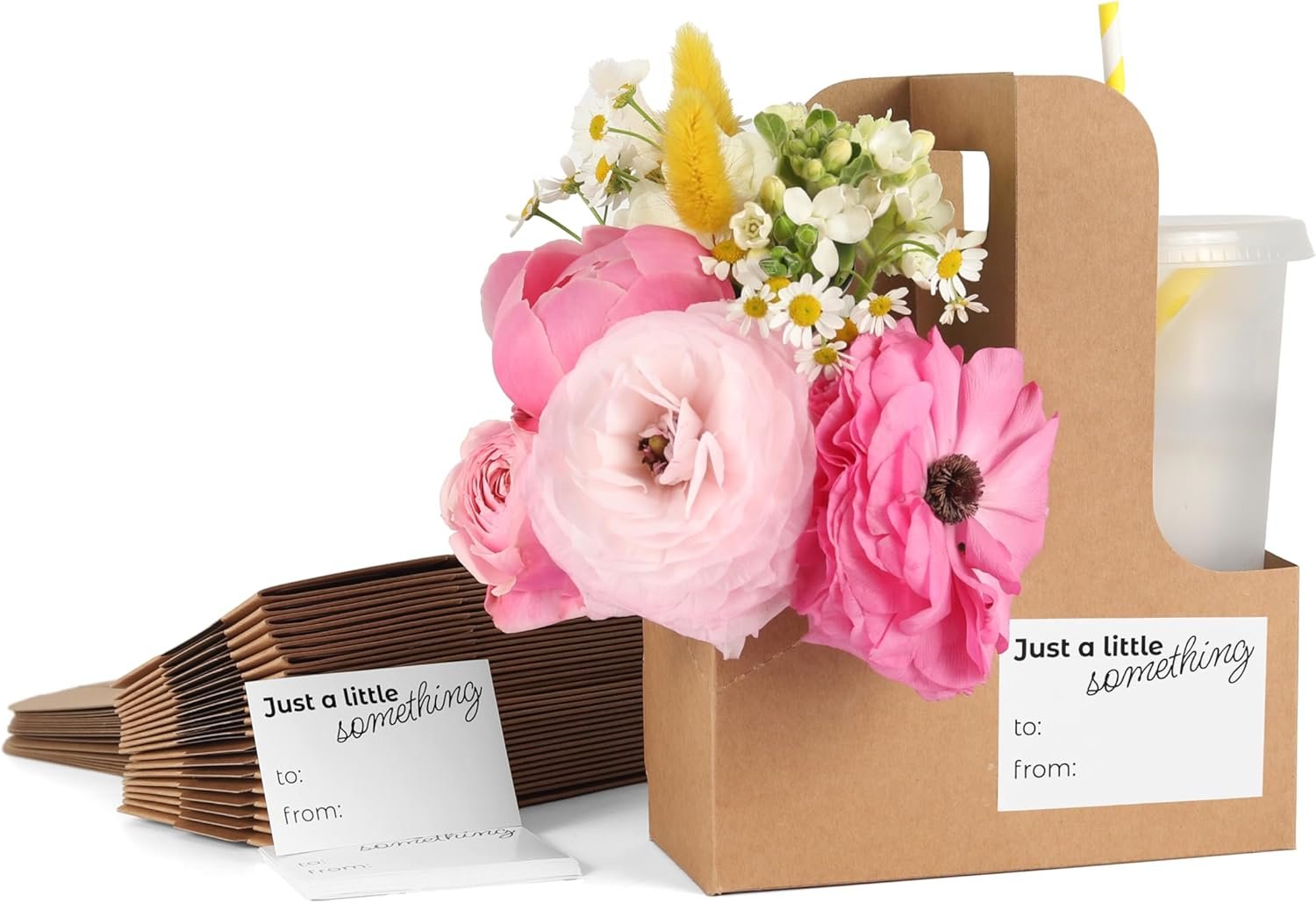 Grossiste de porte-gobelets jetables avec poignée pour 2 ou 4 tasses, support en papier kraft, idéale pour boissons chaudes ou froides. Logo personnalisé inclus, fournit 20 autocollants pour décorer fêtes, anniversaires et mariages. Fabricant de solutions pratiques pour boissons.