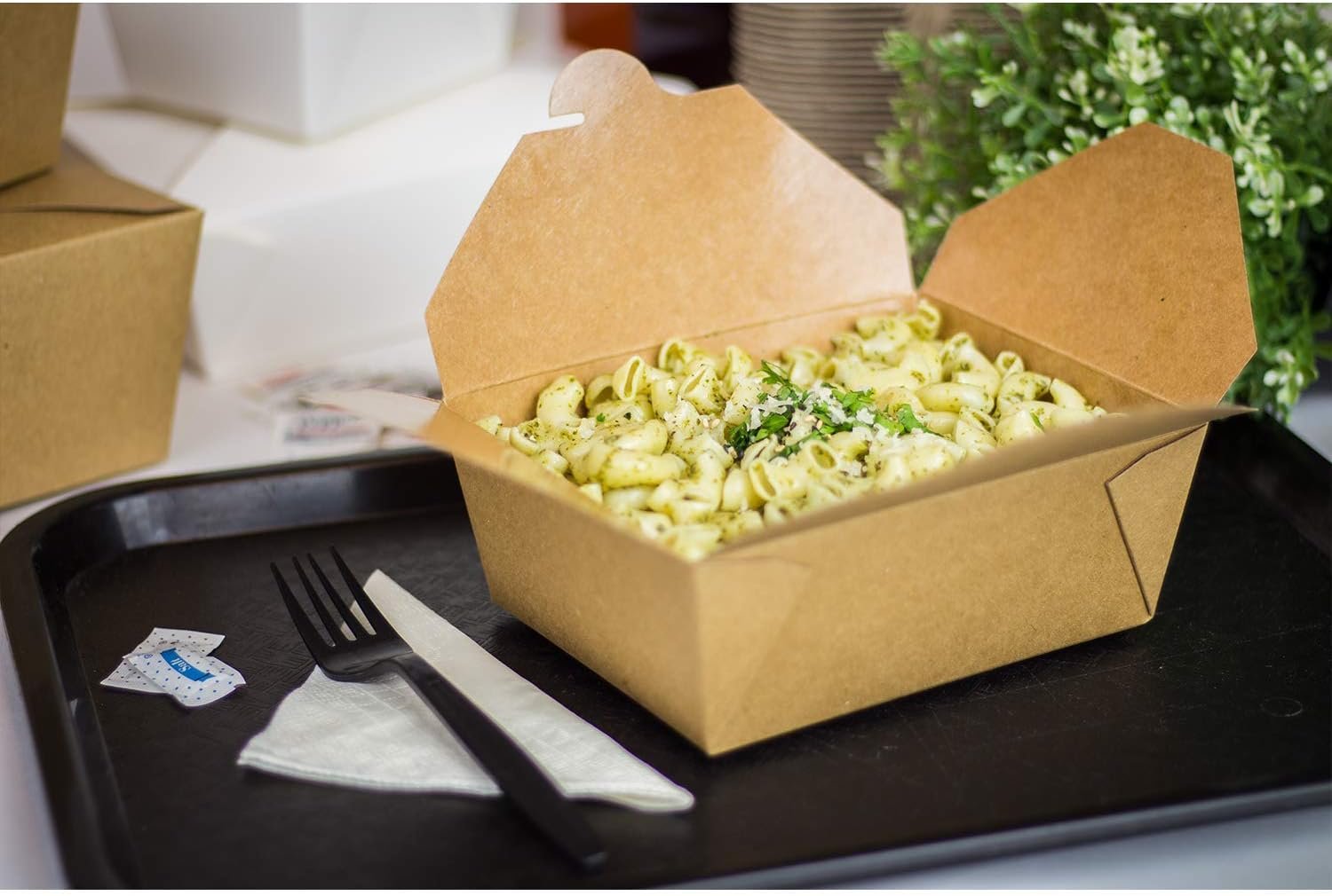 Grossiste en Vrac Boîtes à Emporter Microwavables 48 oz - 300 ct Résistantes aux Fuites Fournisseur de Boîtes Empilables et Résistantes à la Graisse Logo Personnalisé