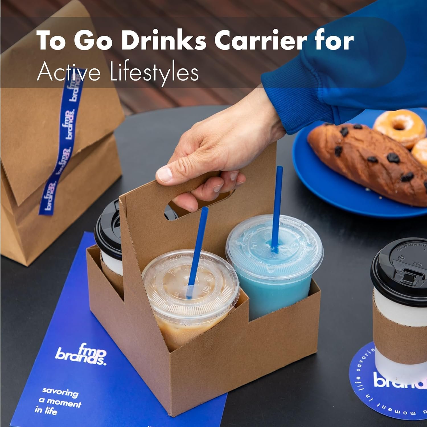 Grossiste : porte-gobelet en papier kraft à poignée pour 4 tasses, support pour gobelets de 12 à 30 oz, idéal pour contenu à emporter. Marque blanche, pack de 25, parfait pour les boissons chaudes et froides, idéal pour la Saint-Valentin et la fête des mères. Fournisseur de solutions pratiques.