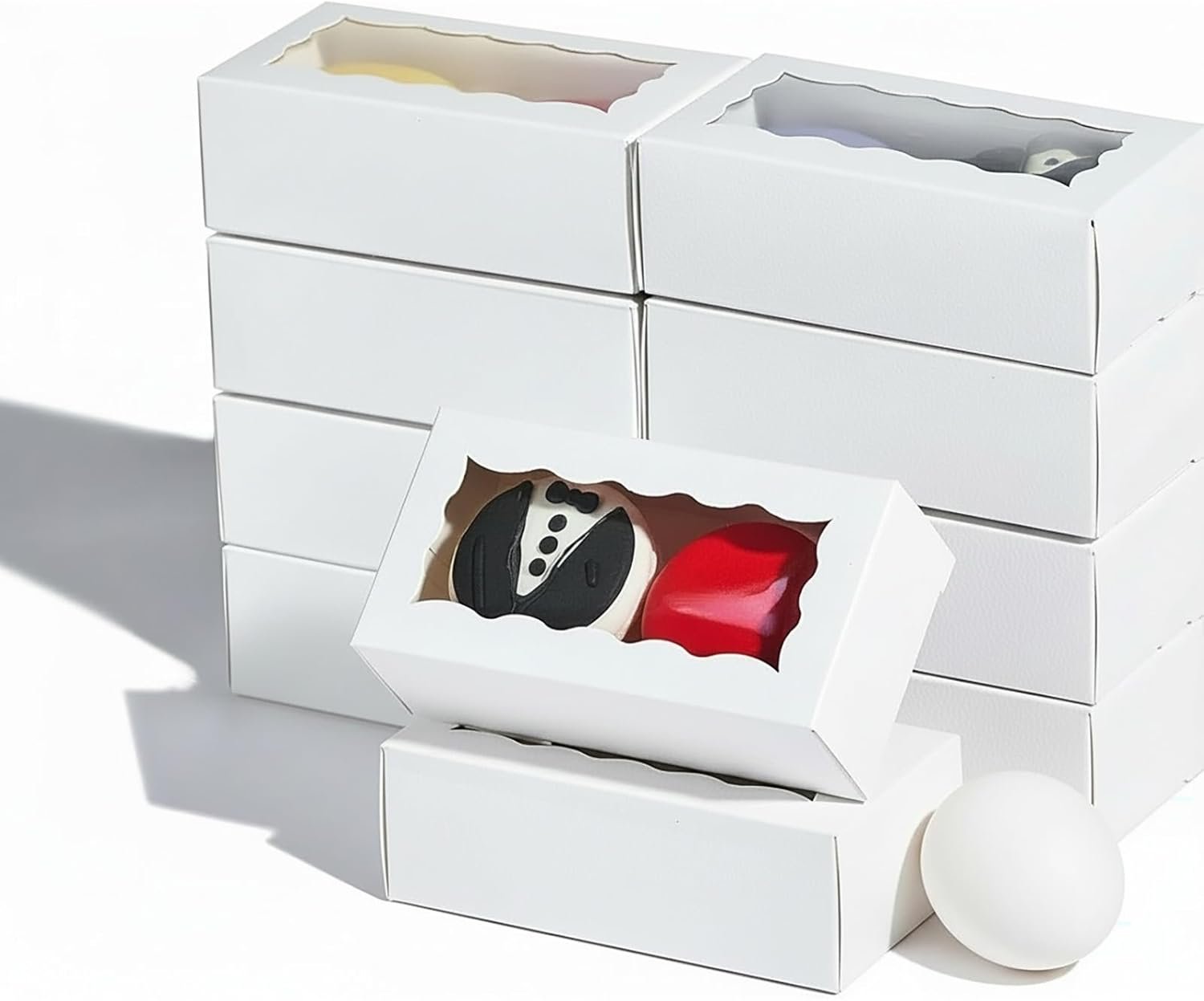 Grossiste boîte à bonbon blanche avec fenêtre 100 pièces - 4,17x2,16x1,37 pouces - idéal pour chocolat, boîtes de pâtisserie, boîtes de macarons pour 2 - Marque Blanche personnalisée par votre Fournisseur.