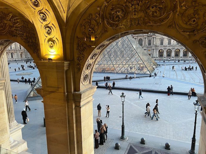 Avis honnête sur Le Café Marly à Paris : Ce qu'il faut savoir avant votre visite Avis honnête sur Le Café Marly à Paris : Ce qu'il faut savoir avant votre visite