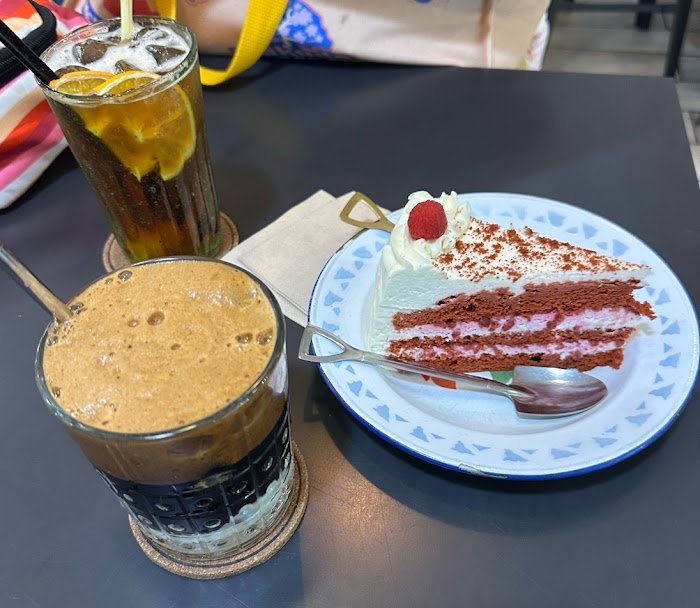 Avis clients décryptés : À quoi s'attendre chez Café Bống à Toulouse