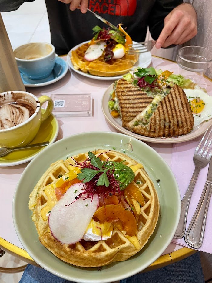 Un zoom sur la scène café à Marseille : Expériences chez Cali Kitchen | Brunch Marseille