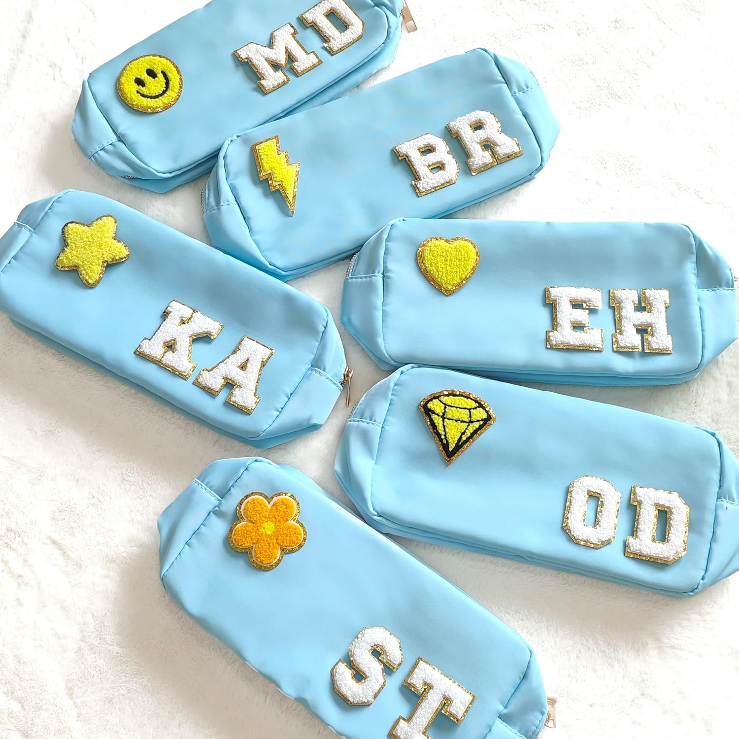 Fabricant Trousse Maquillage Grande Taille L Personnalisée Écussons Chenille Cousus Nylon Voyage Grossiste Logo Personnalisé Fabricant Trousse Maquillage Grande Taille L Personnalisée Écussons Chenille Cousus Nylon Voyage Grossiste Logo Personnalisé